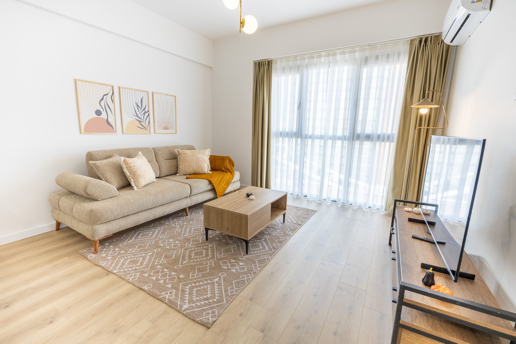Warm & Inviting Flat in the City Center, furnished apartment in Bağcılar, Istanbul — image 2