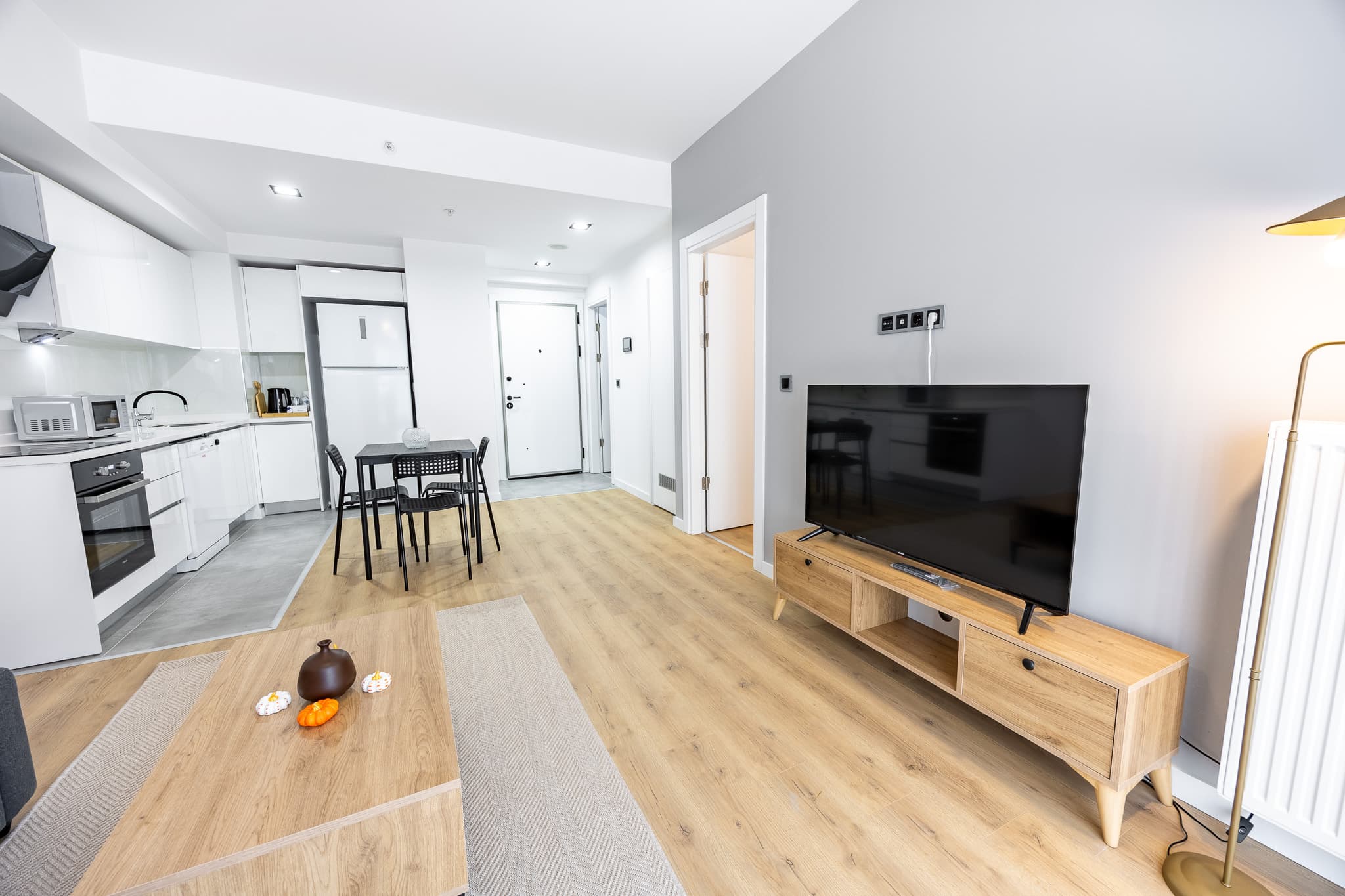 Stylish  & Inviting Flat in the City Center, furnished apartment in Bağcılar, Istanbul — image 6