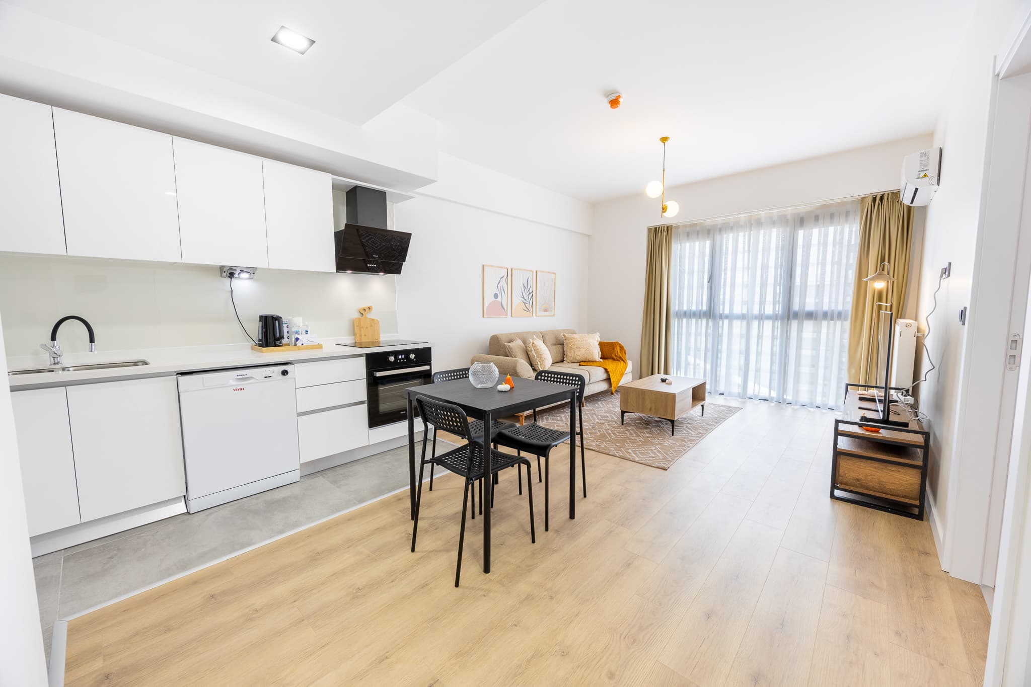 Warm & Inviting Flat in the City Center, furnished apartment in Bağcılar, Istanbul — image 5