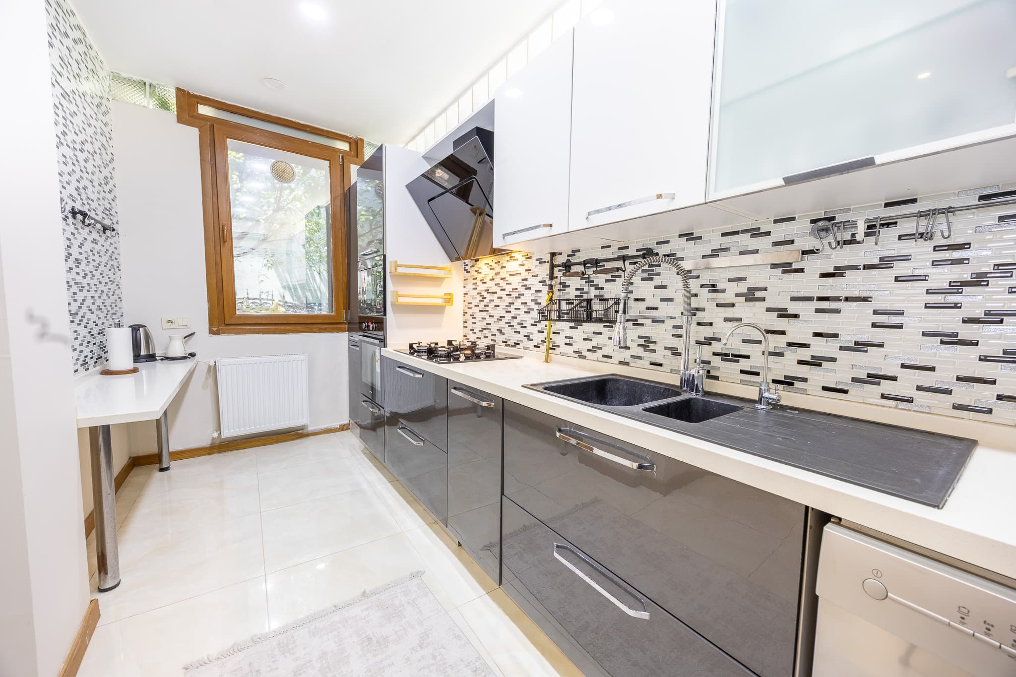 Sea View Villa | Private Pool, furnished apartment in Büyükçekmece, Istanbul — image 20