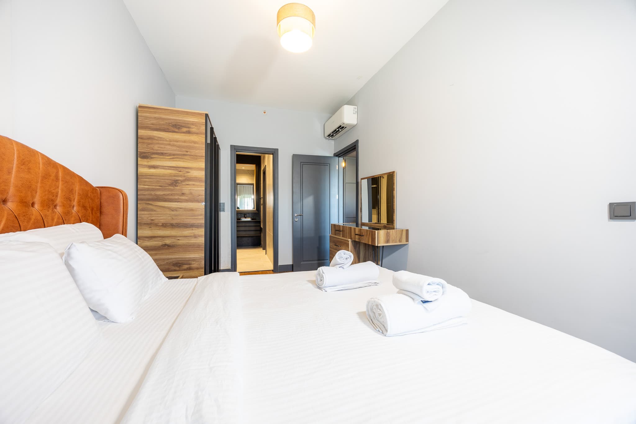 central City Apartment with Premium Amenities , furnished apartment in Beyoğlu, Istanbul — image 9