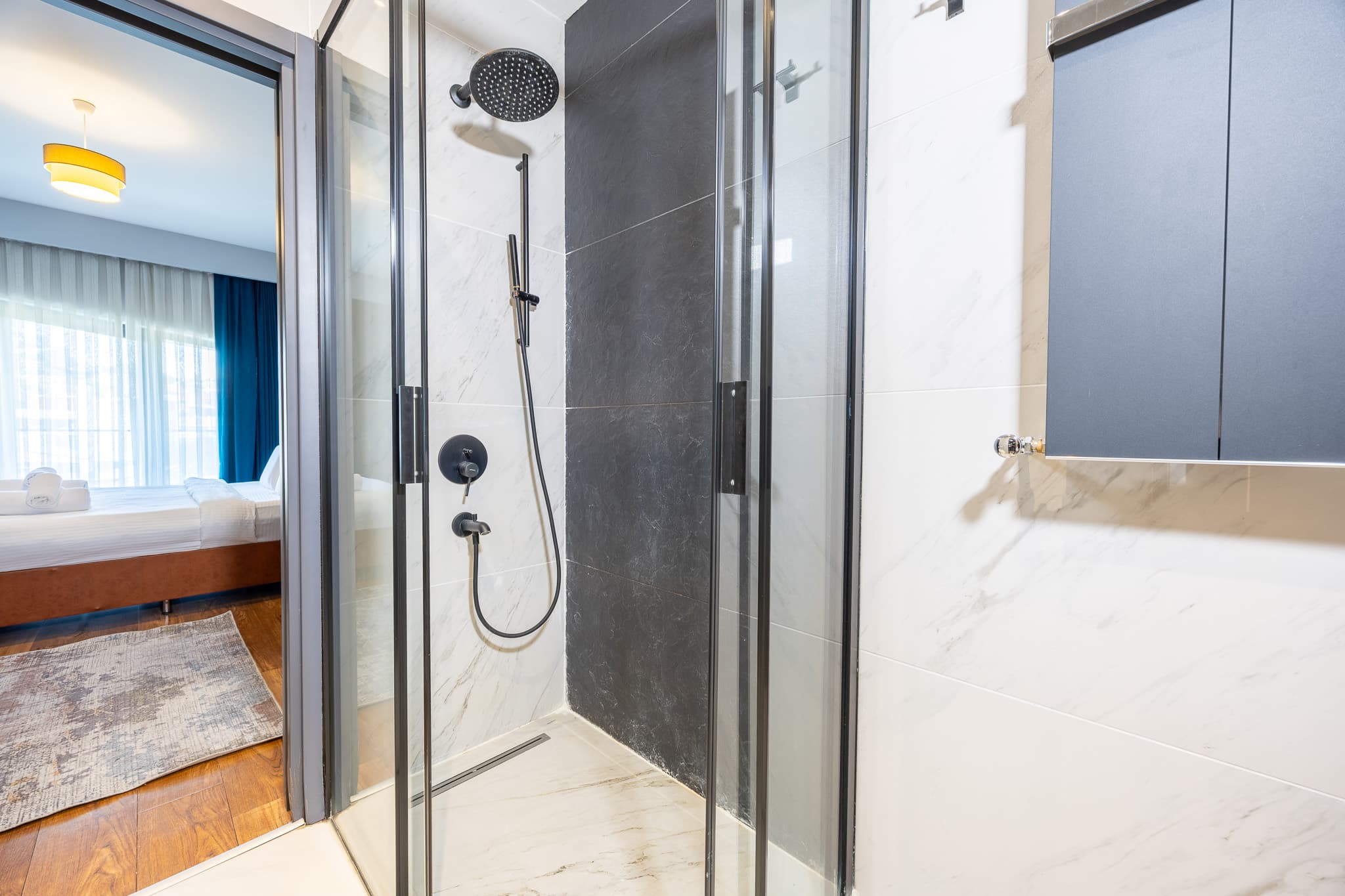 central City Apartment with Premium Amenities , furnished apartment in Beyoğlu, Istanbul — image 11