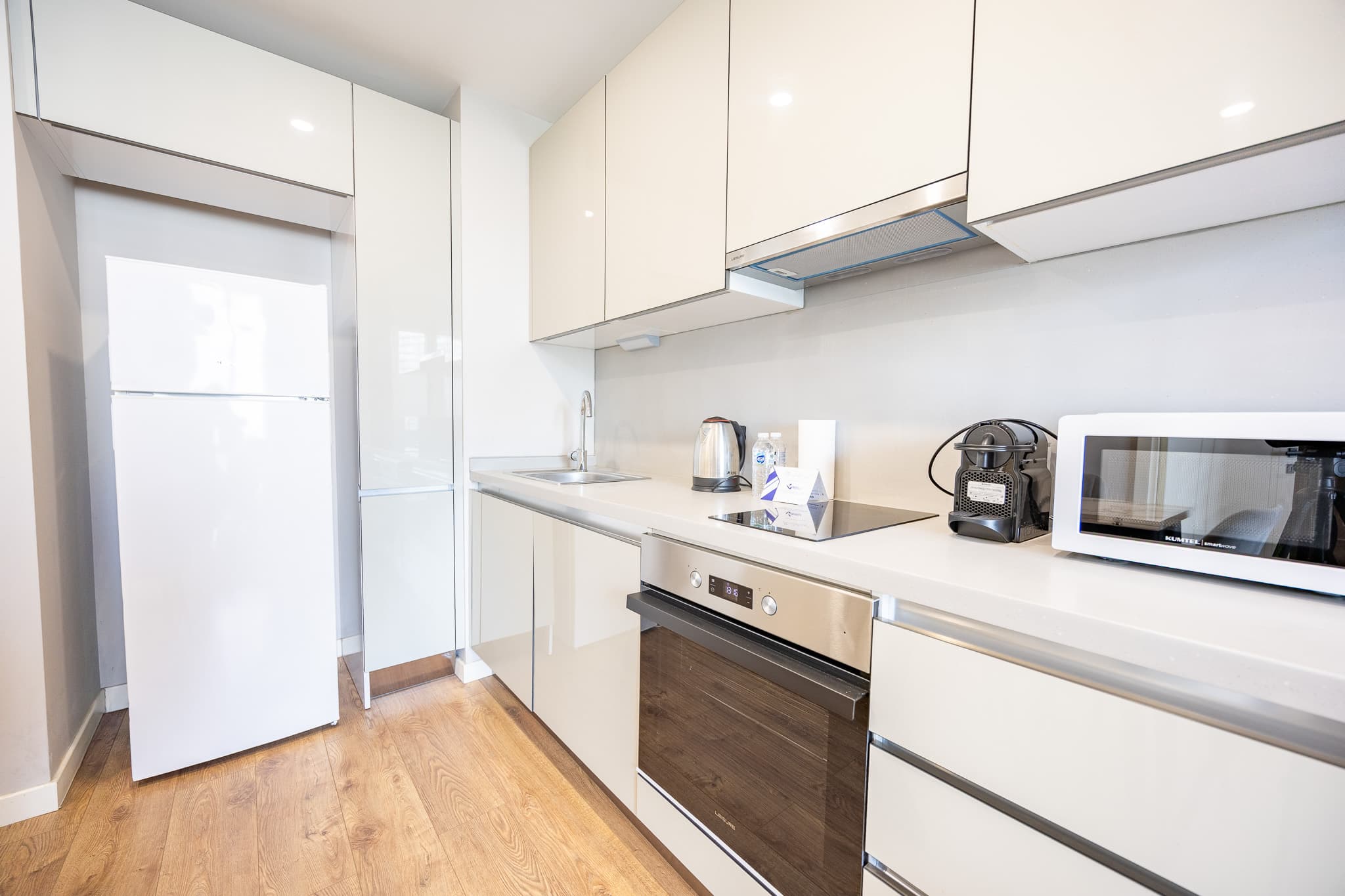  Modern  City Living - Your Urban Charm, furnished apartment in Bağcılar, Istanbul — image 12