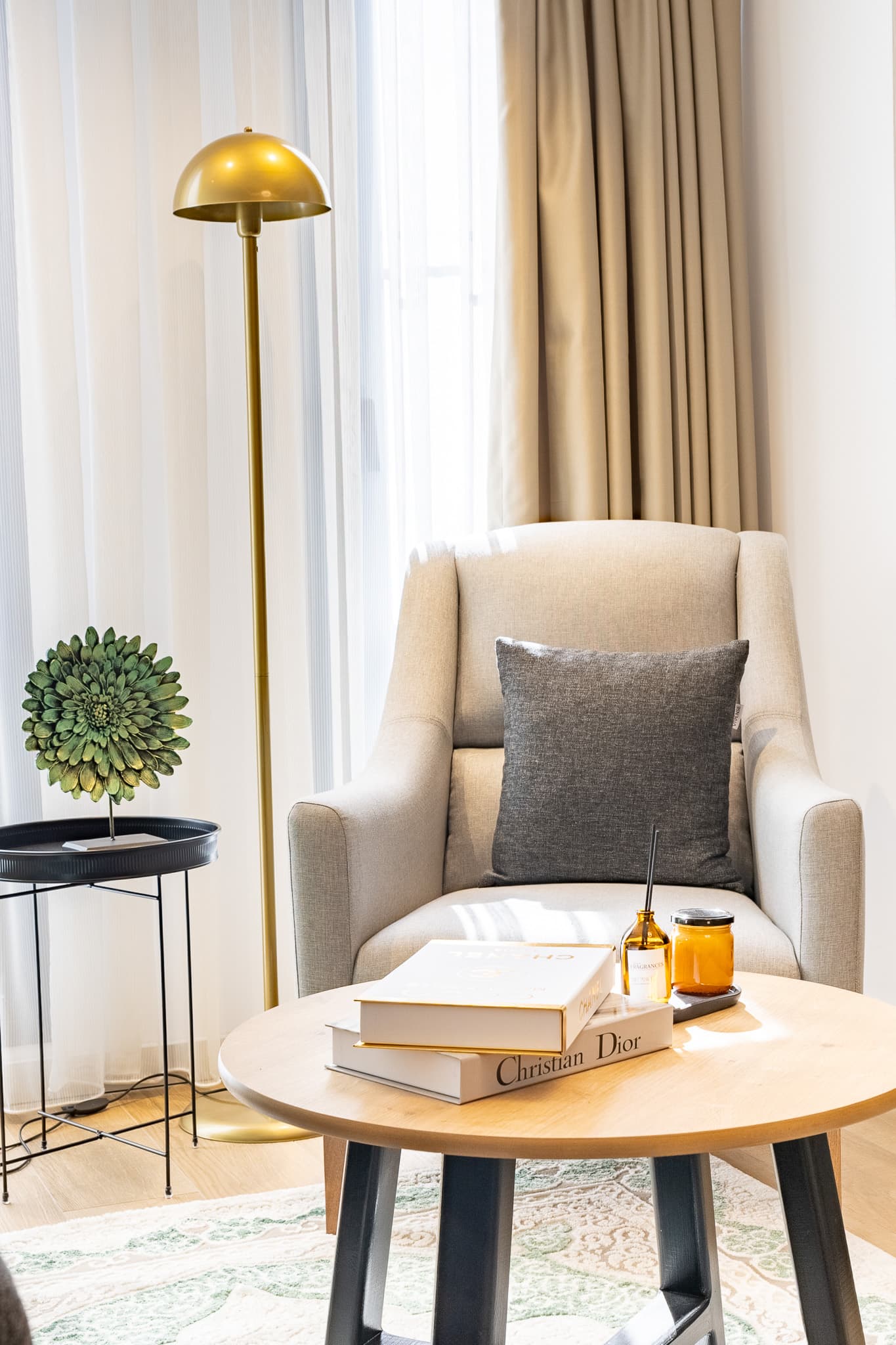 Elegant 1BR | Bright Modern Living, furnished apartment in Beyoğlu, Istanbul — image 8