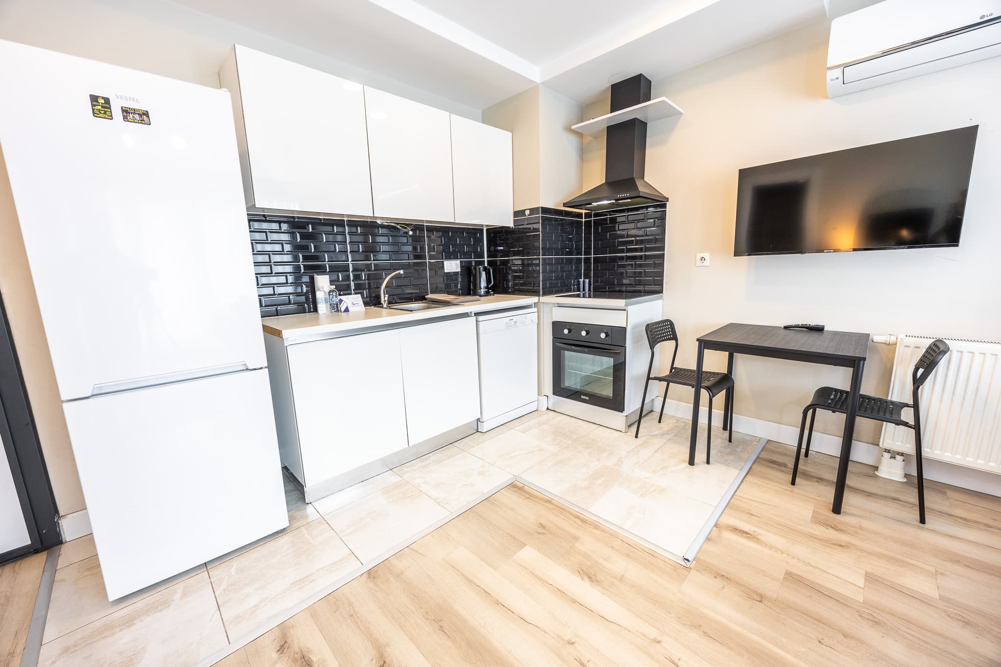 Stylish cozy studio bedroom apartment, furnished apartment in Bağcılar, Istanbul — image 11