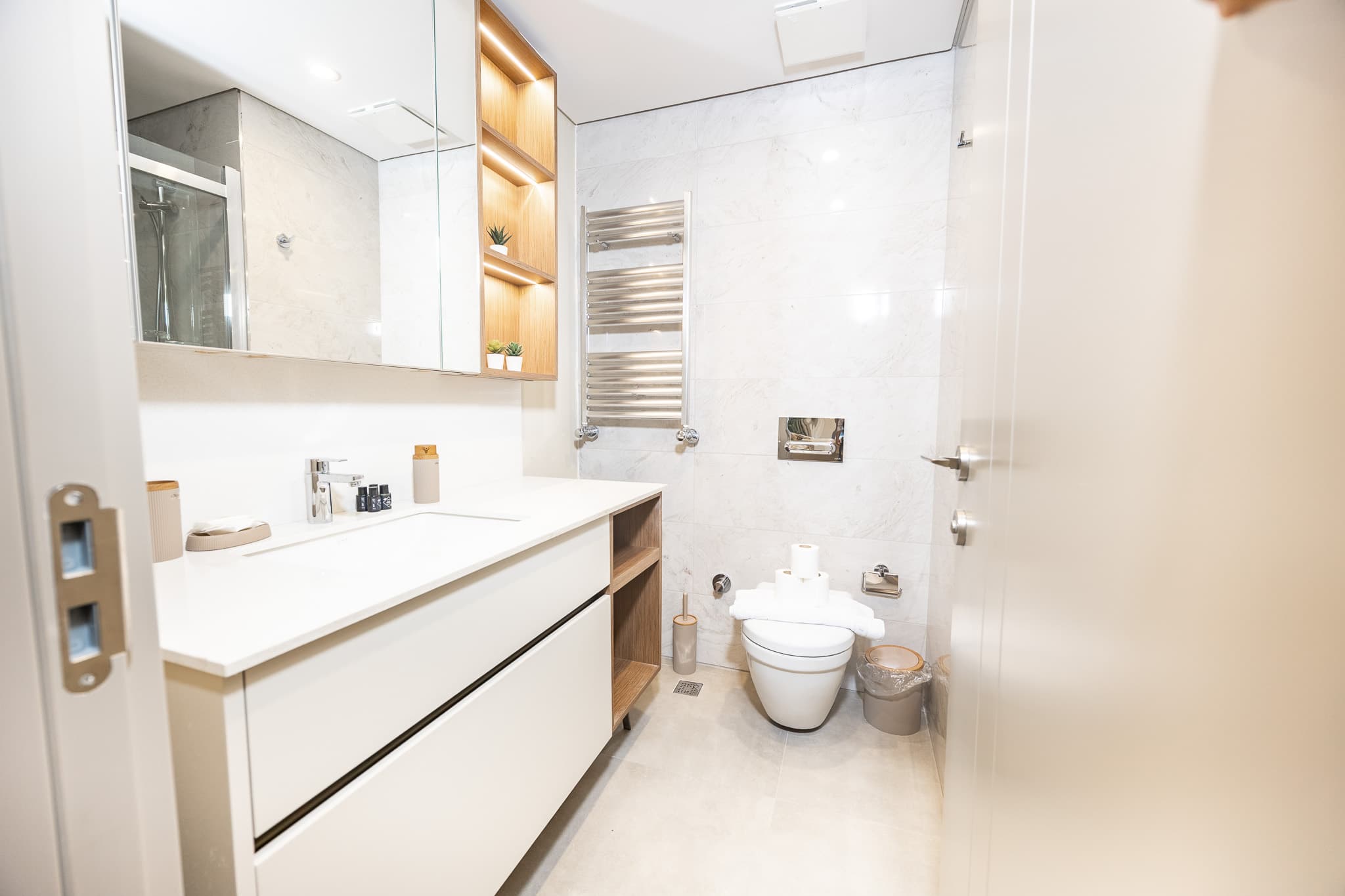 5. Levent Modern 2BR Apt , furnished apartment in Eyüpsultan, Istanbul — image 16