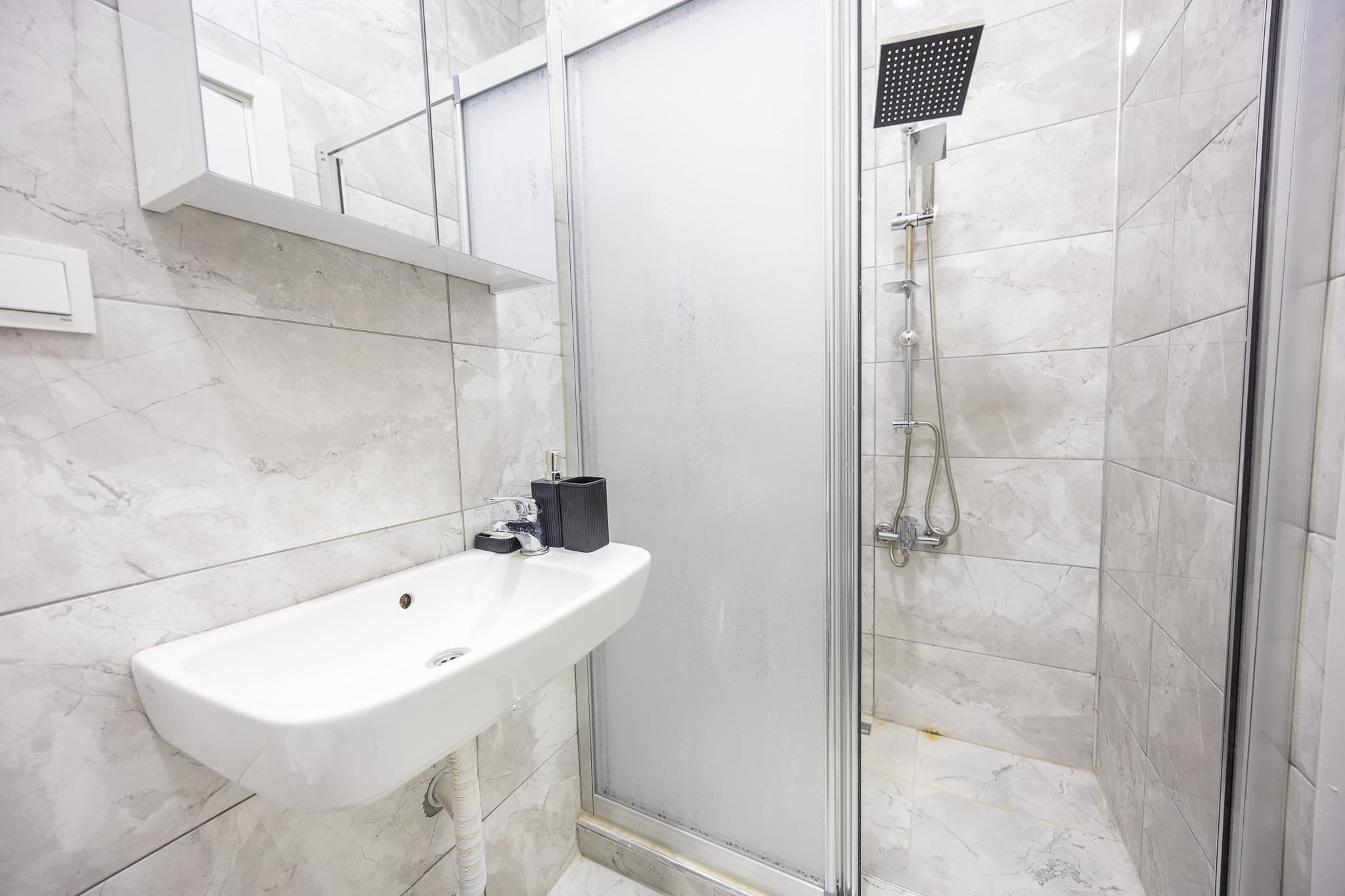 Bright & Cozy Studio | Walk to Taksim, furnished apartment in Beyoğlu, Istanbul — image 8