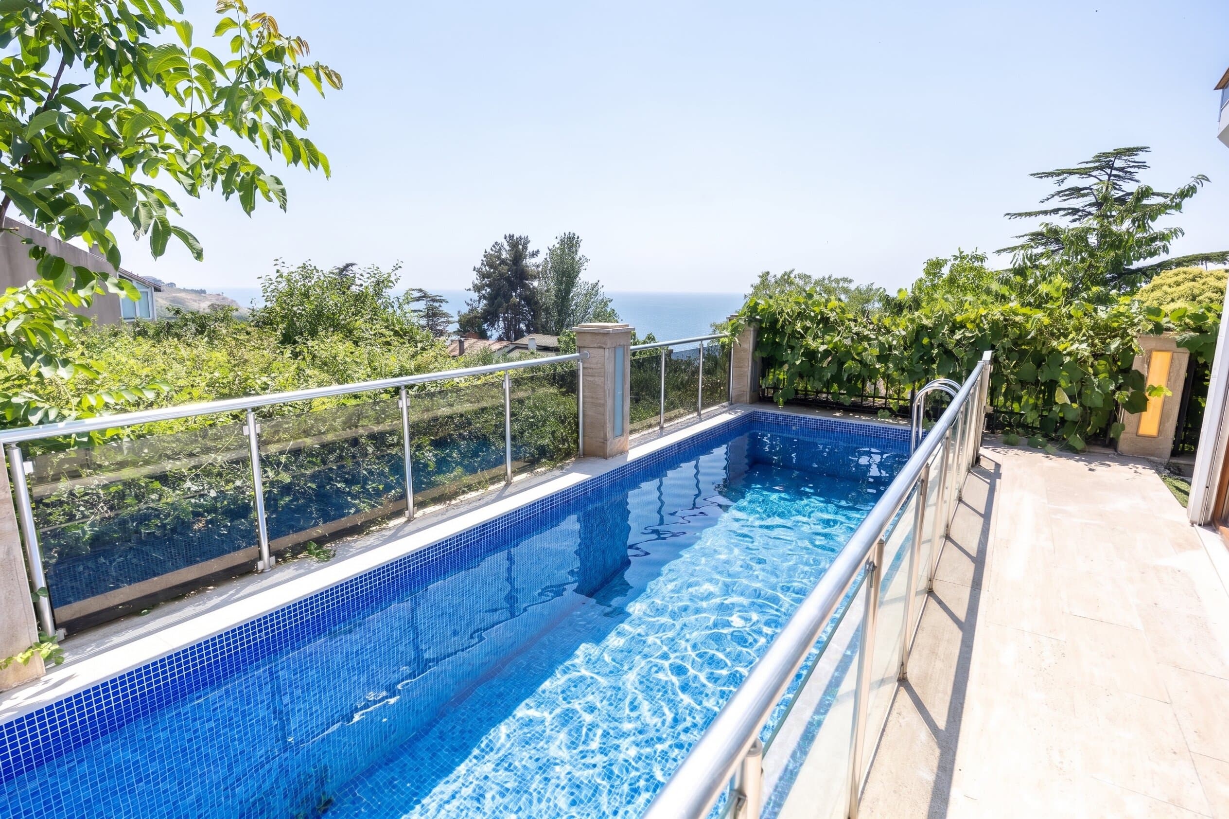 Sea View Villa | Private Pool, furnished apartment in Büyükçekmece, Istanbul — image 5