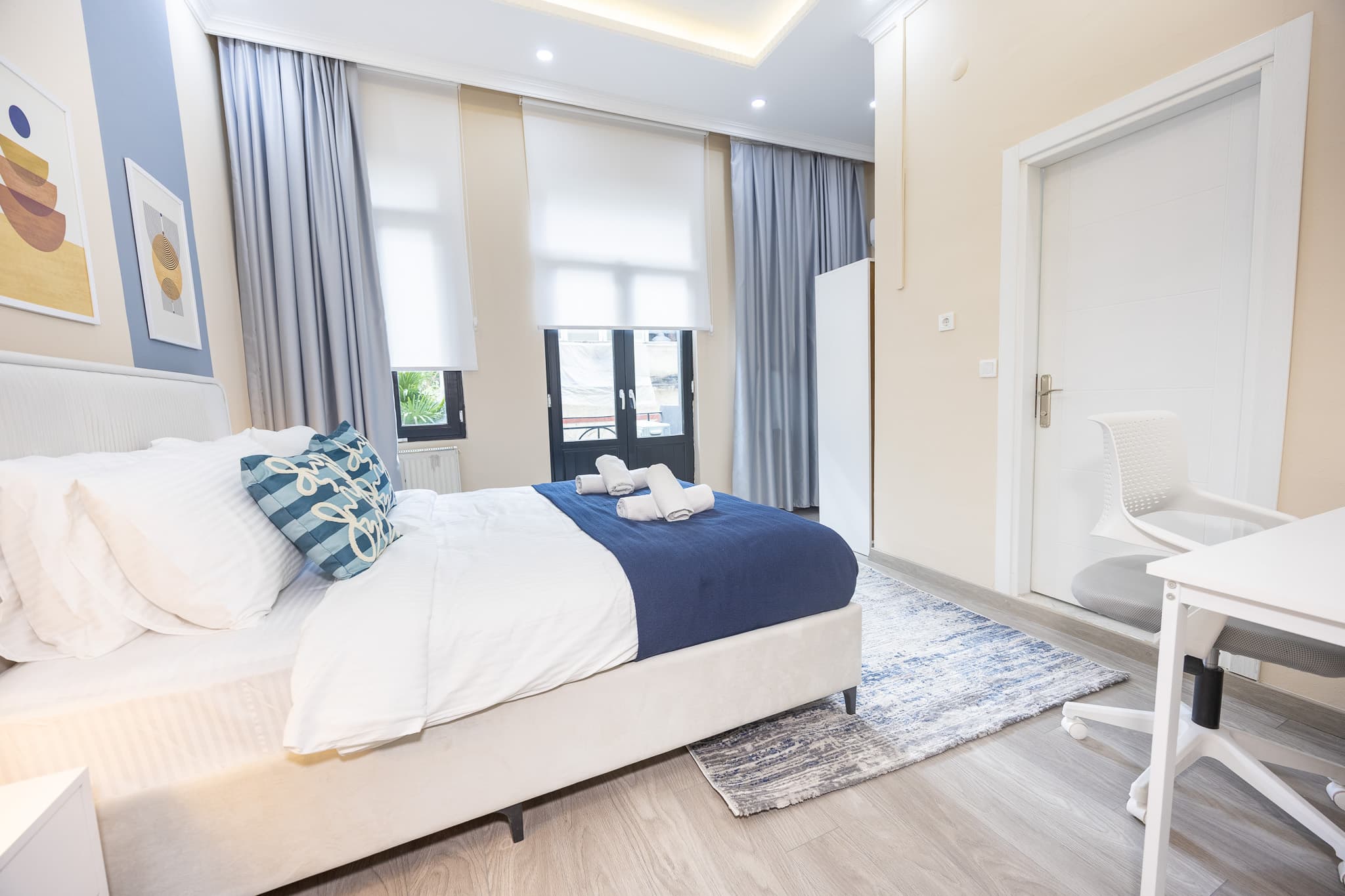 Bright & Modern 2 Bdr | Walk to Taksim, furnished apartment in Beyoğlu, Istanbul — image 2