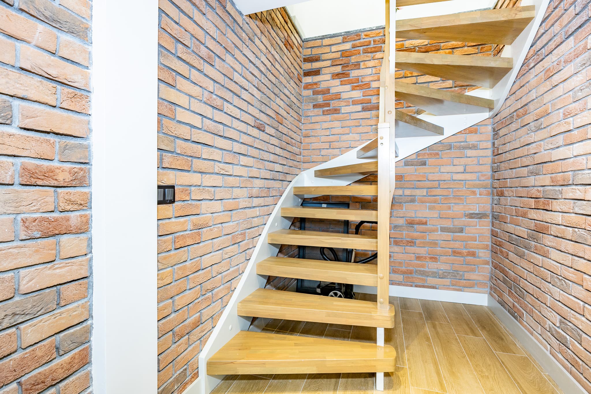 Bright Modern 1BR Duplex | Stylish City Stay, furnished apartment in Beyoğlu, Istanbul — image 17