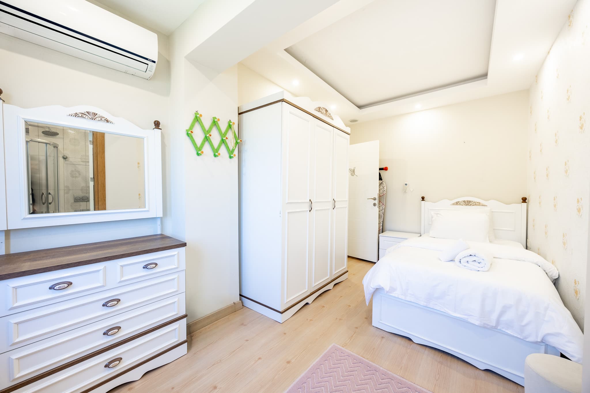 Sea View Villa | Private Pool, furnished apartment in Büyükçekmece, Istanbul — image 31