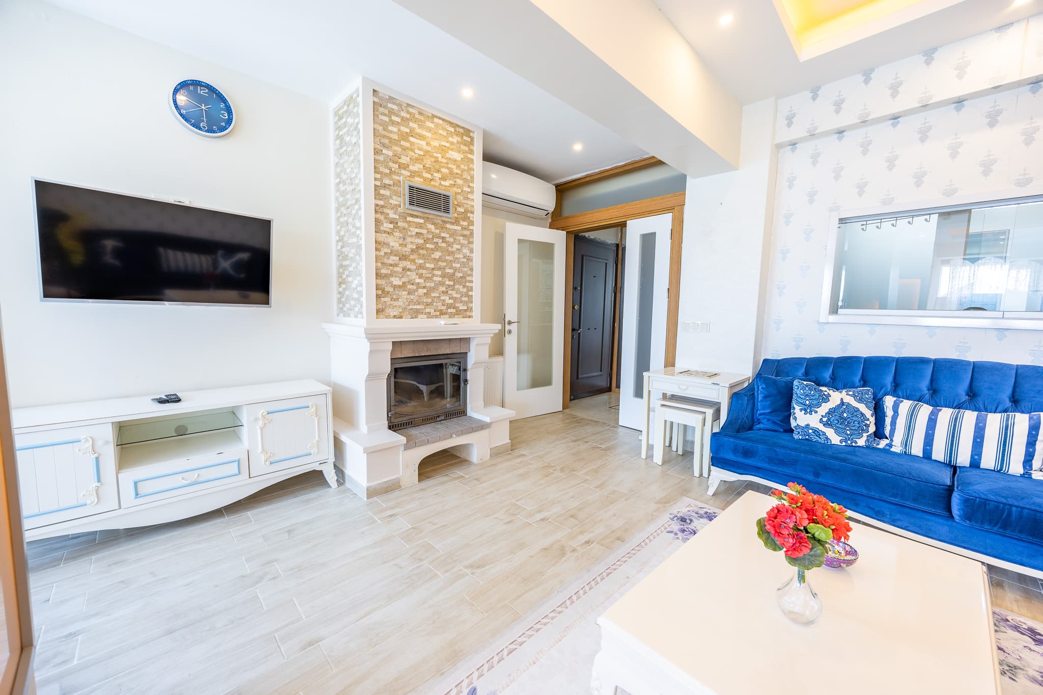 Sea View Villa | Private Pool, furnished apartment in Büyükçekmece, Istanbul — image 10