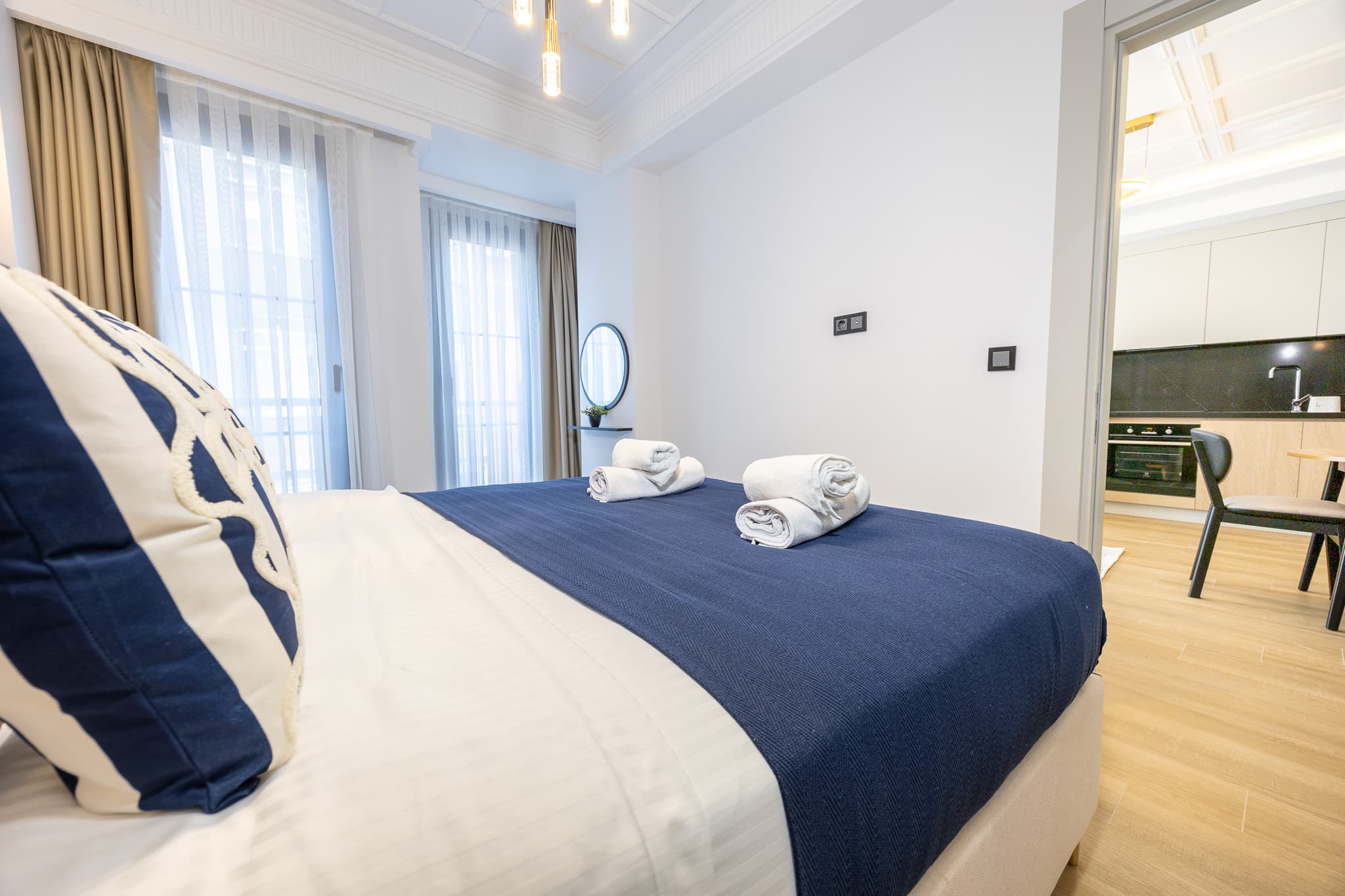 Elegant 1BR | Bright Modern Living, furnished apartment in Beyoğlu, Istanbul — image 10