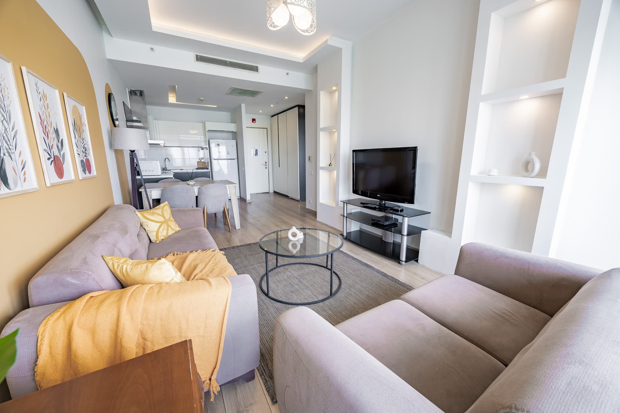 Bright & Cozy 1 Bedroom ın Mall of Istanbul, furnished apartment in Başakşehir, Istanbul — image 15
