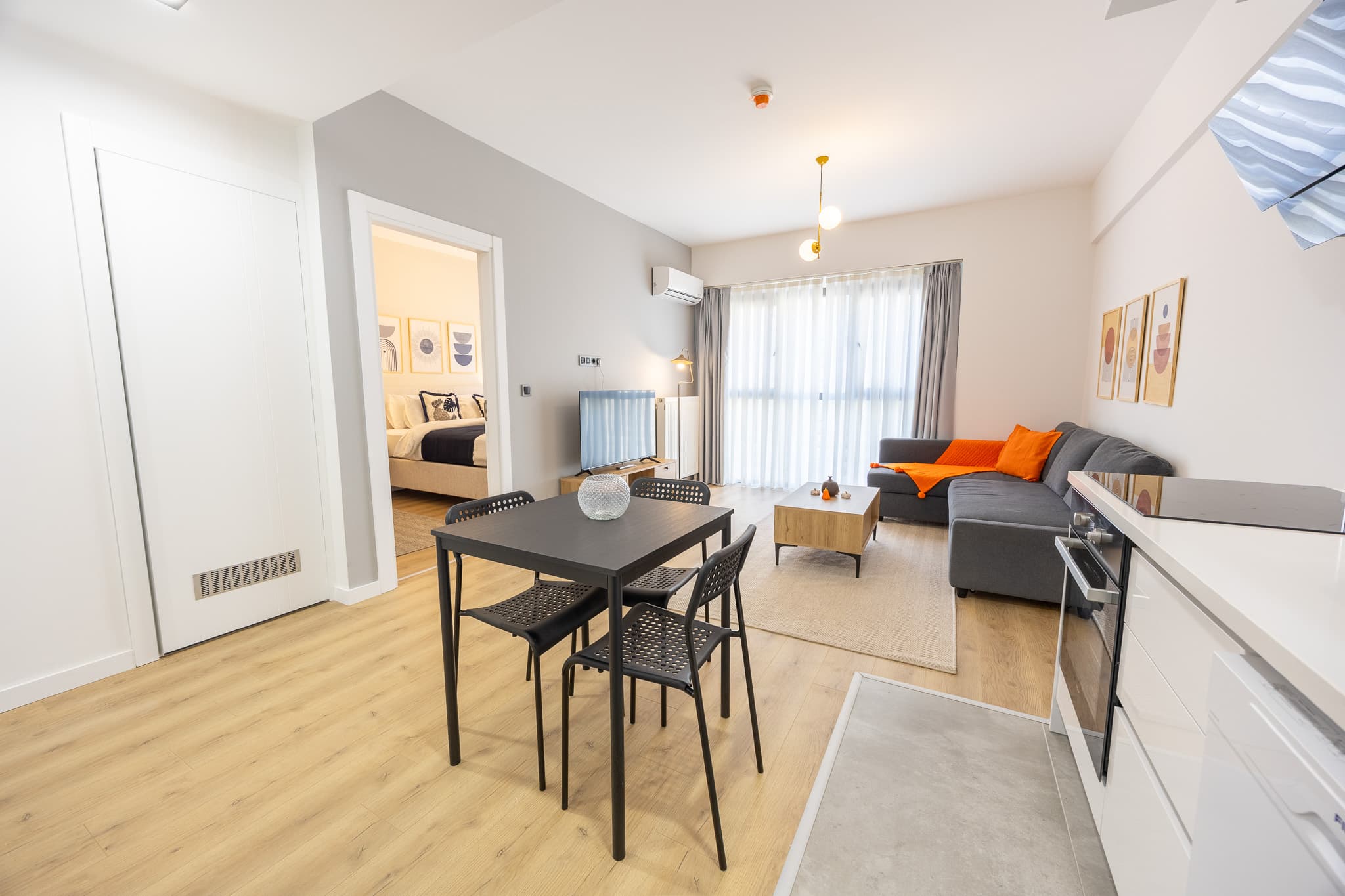 Stylish  & Inviting Flat in the City Center, furnished apartment in Bağcılar, Istanbul — image 3
