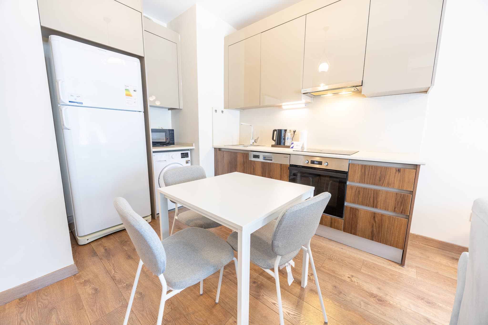 Spacious 1BR with City View | Next to 212 Outlet , furnished apartment in Bağcılar, Istanbul — image 11