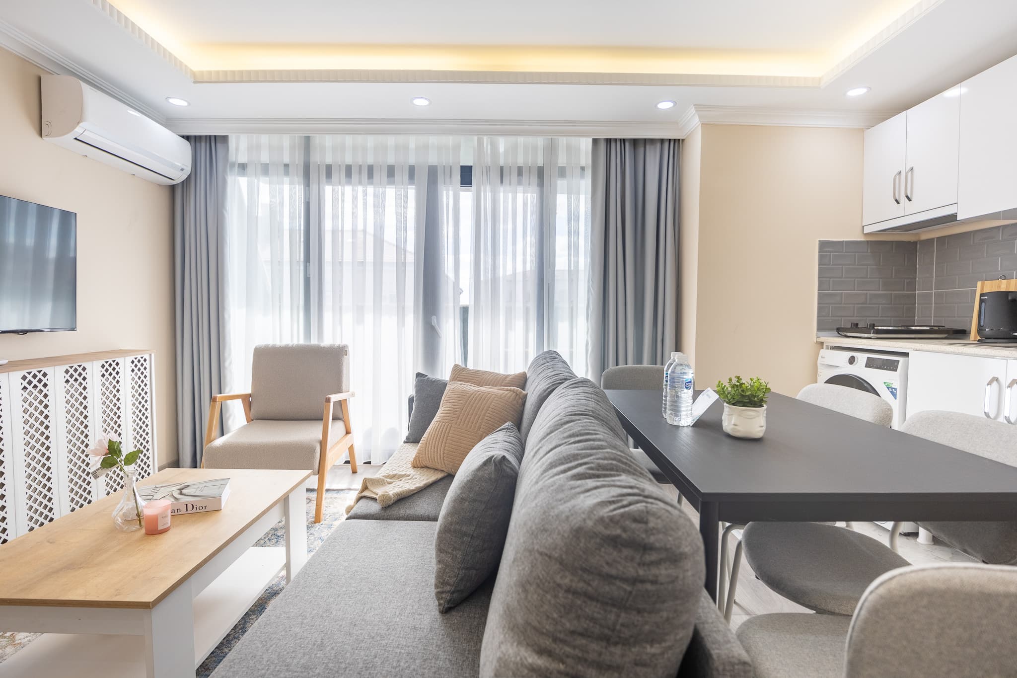 Bright & Modern 1 Bedroom | Walk to Taksim, furnished apartment in Beyoğlu, Istanbul — image 5