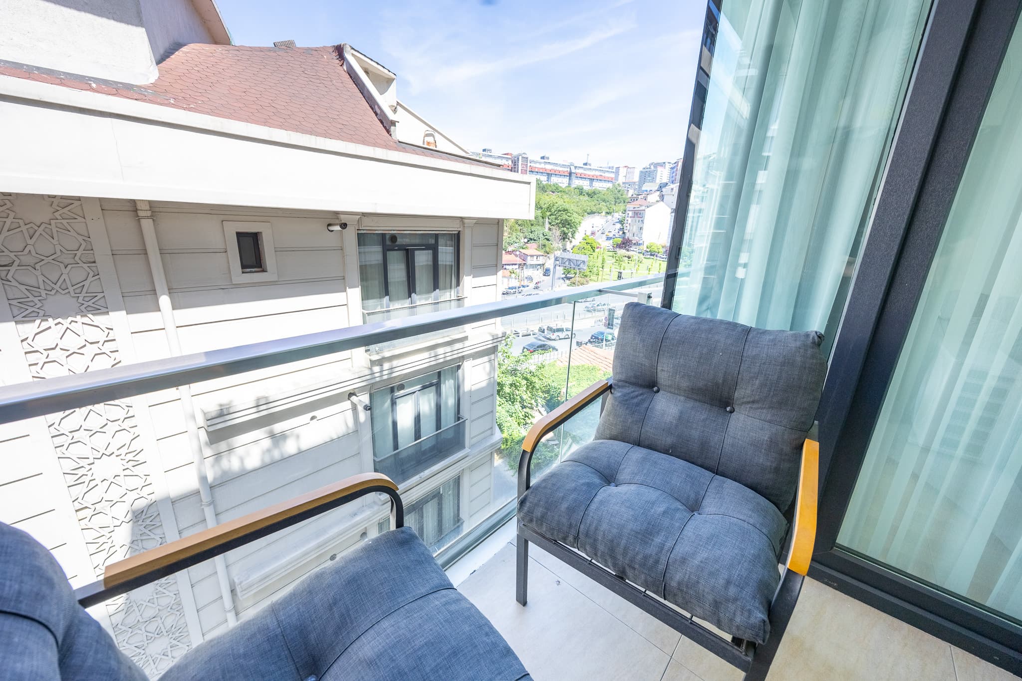 Central 2BR  Apartment In Bomonti, furnished apartment in Şişli, Istanbul — image 14