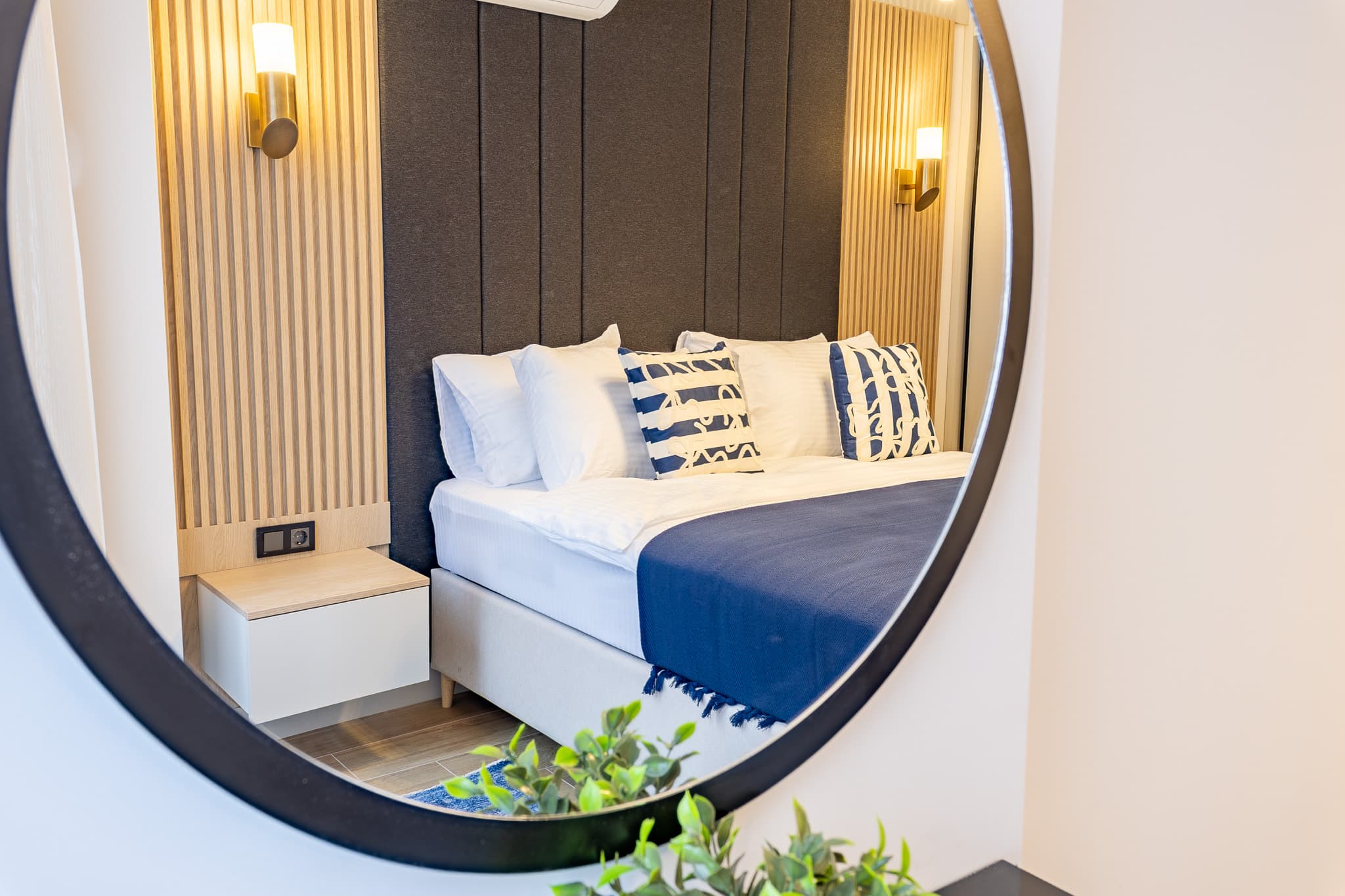 Elegant 1BR | Bright Modern Living, furnished apartment in Beyoğlu, Istanbul — image 11