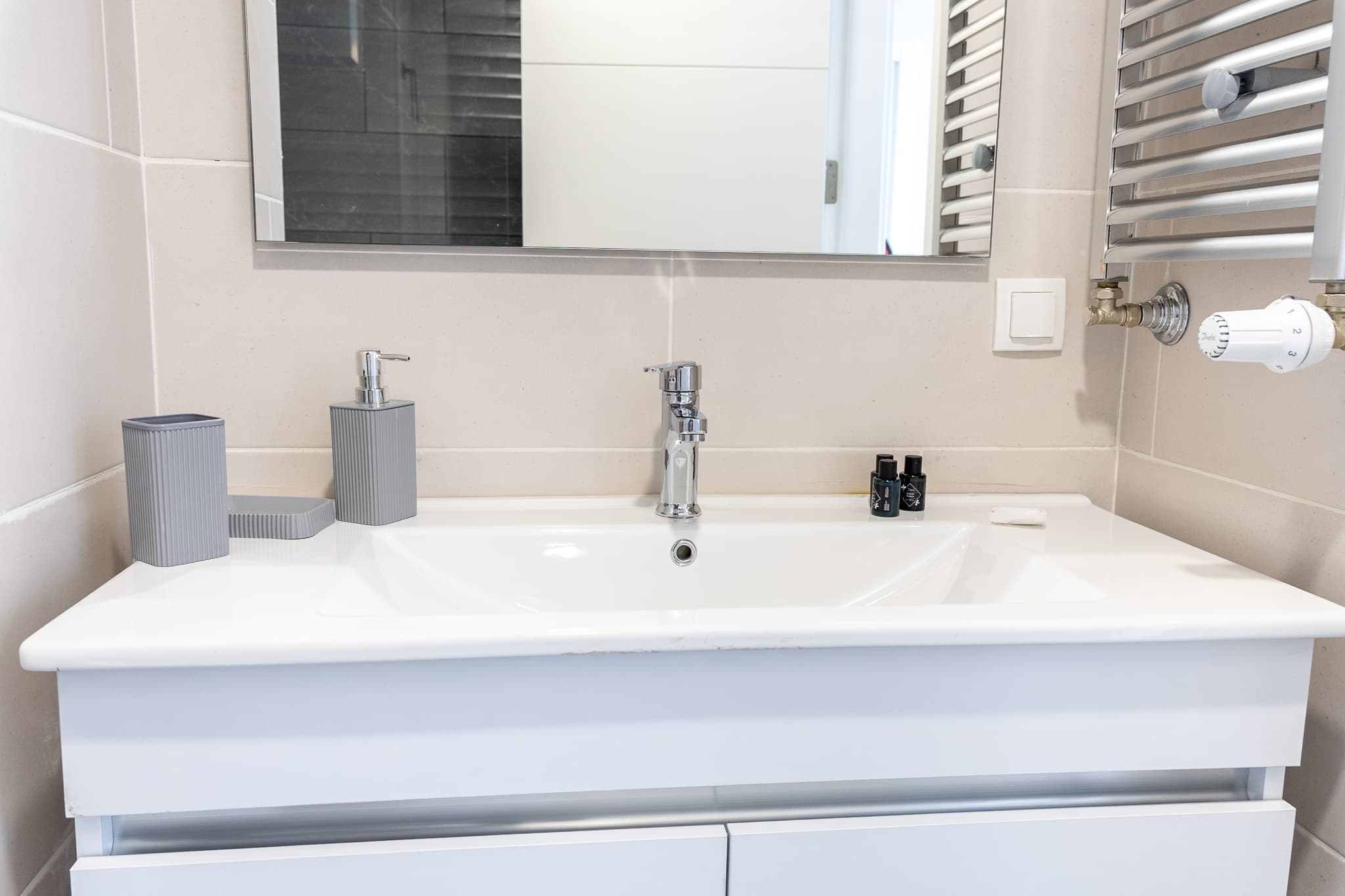 Modern 2BR Apt Near Vialand Mall  , furnished apartment in Eyüpsultan, Istanbul — image 22