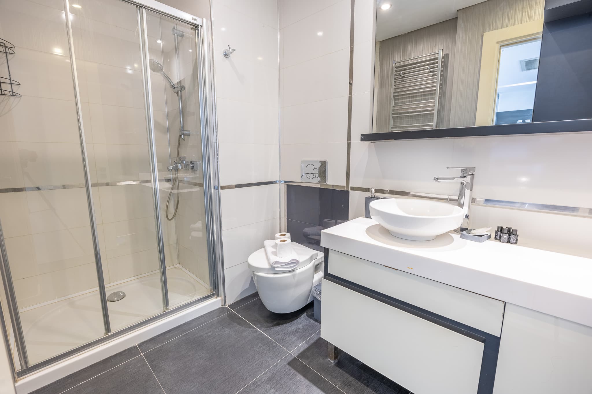 Bright & Cozy 1 Bedroom ın Mall of Istanbul, furnished apartment in Başakşehir, Istanbul — image 17