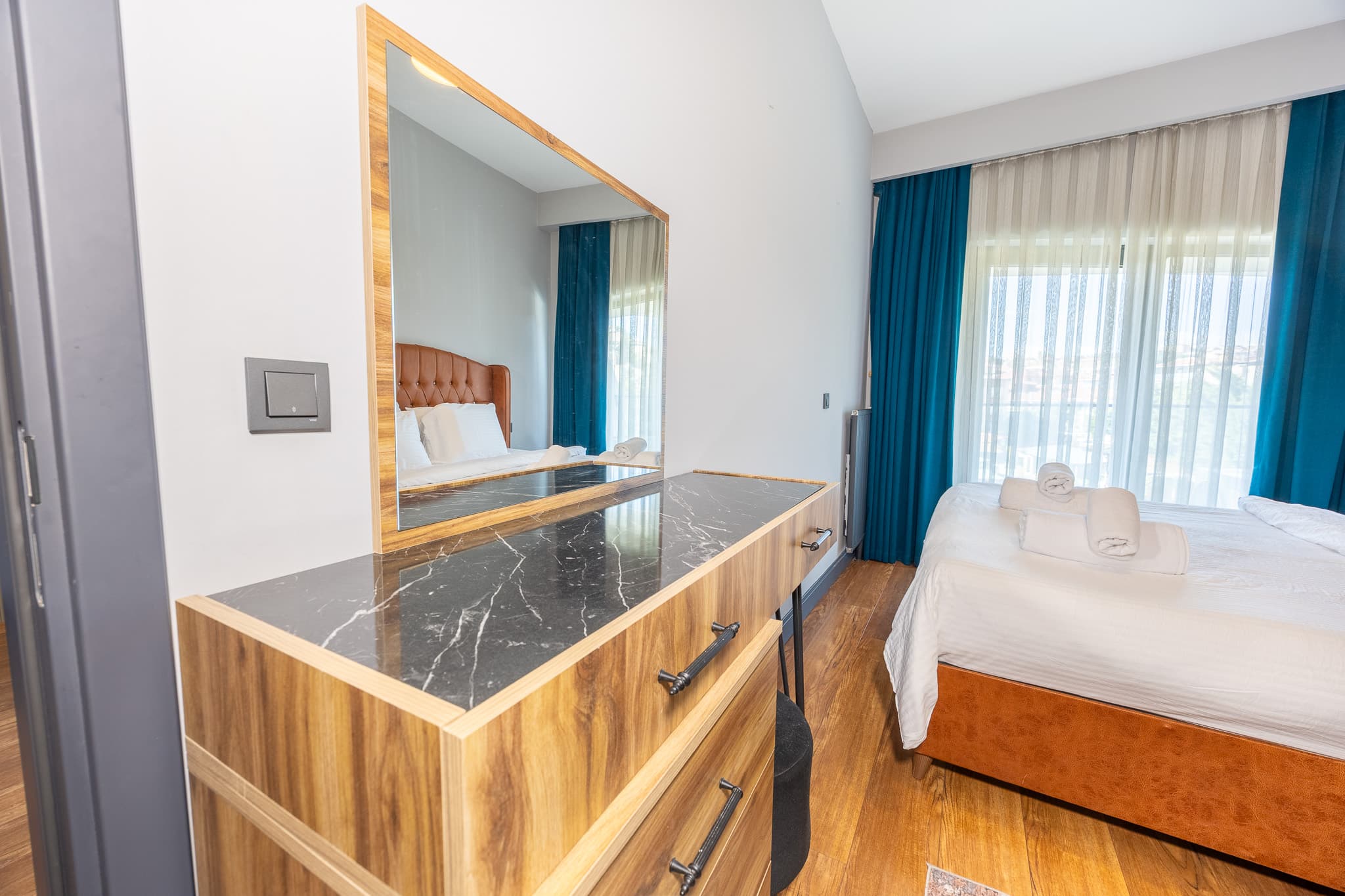 central City Apartment with Premium Amenities , furnished apartment in Beyoğlu, Istanbul — image 8