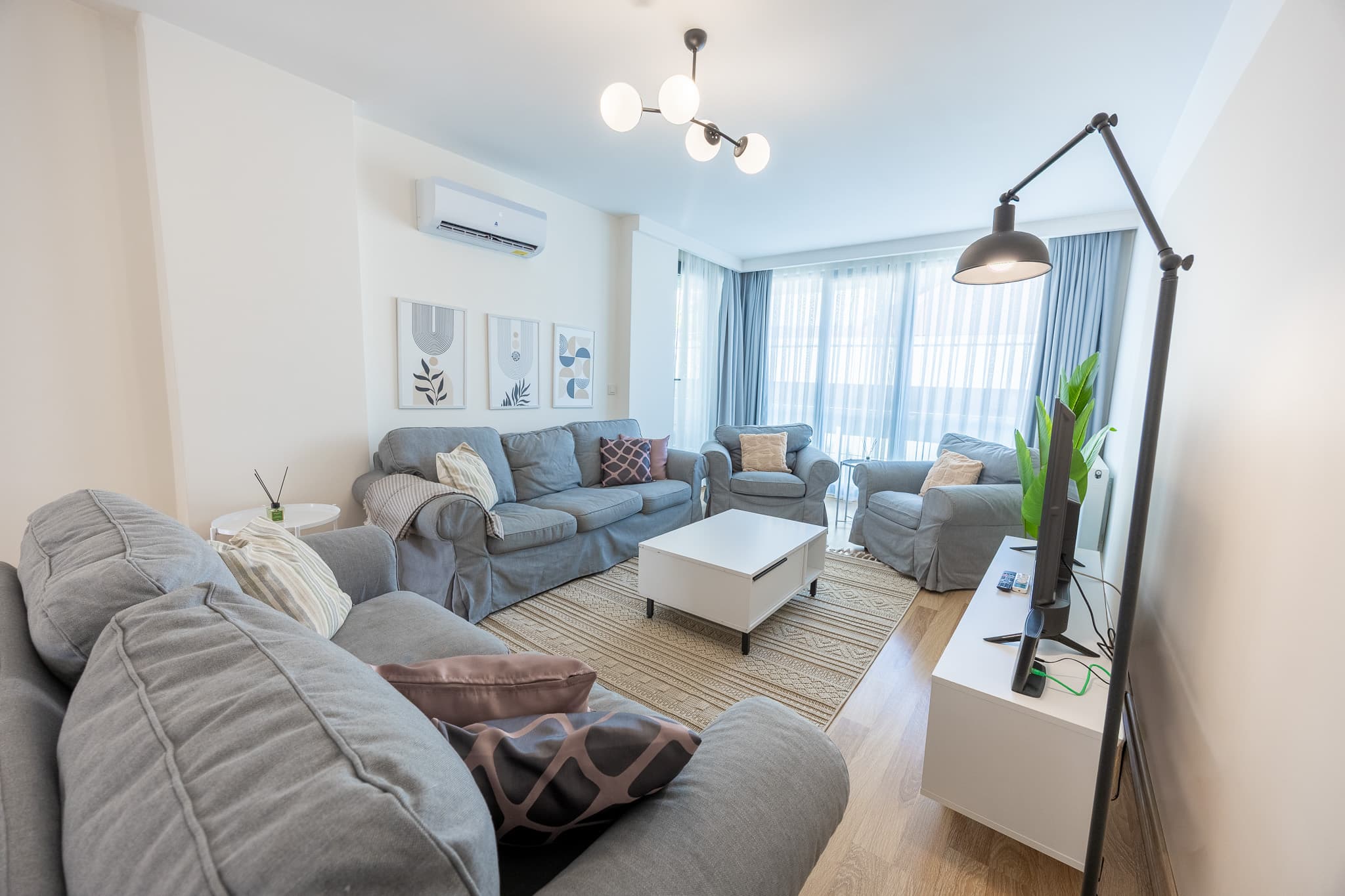 Central 2BR  Apartment In Bomonti, furnished apartment in Şişli, Istanbul — image 3