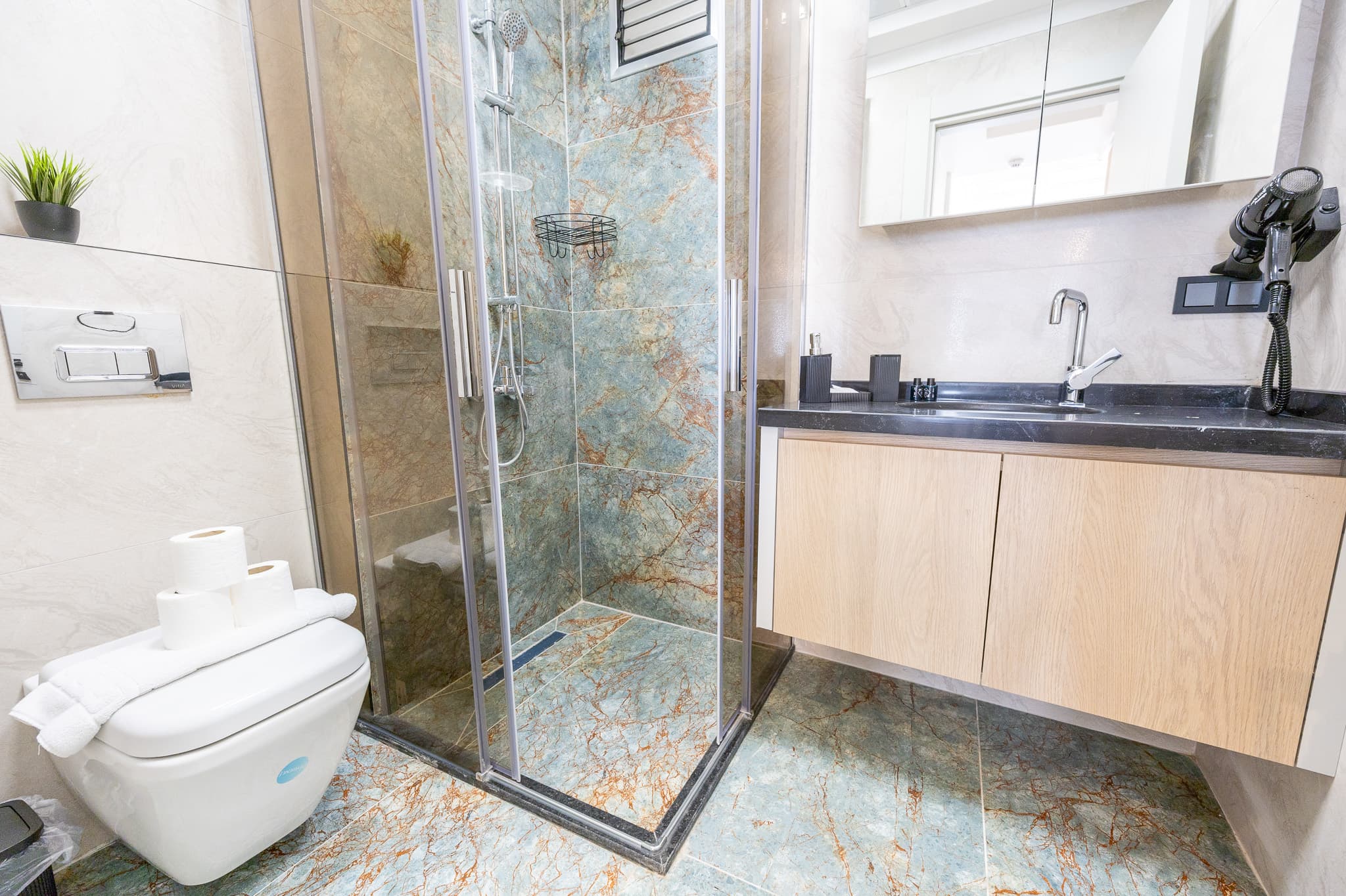 Stylish 1BR | Bright Modern Living, furnished apartment in Beyoğlu, Istanbul — image 16