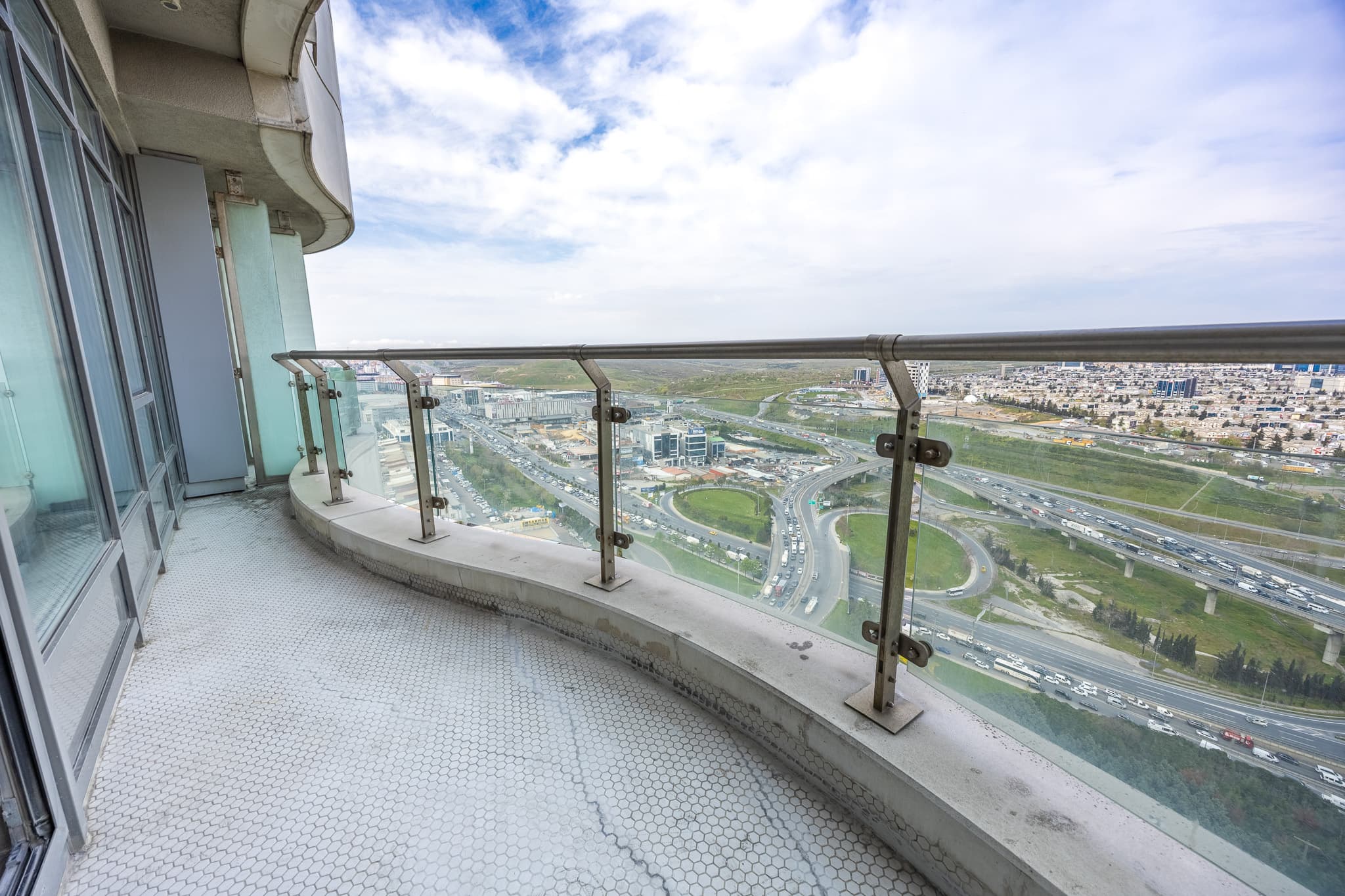 Bright & Cozy 1 Bedroom ın Mall of Istanbul, furnished apartment in Başakşehir, Istanbul — image 6