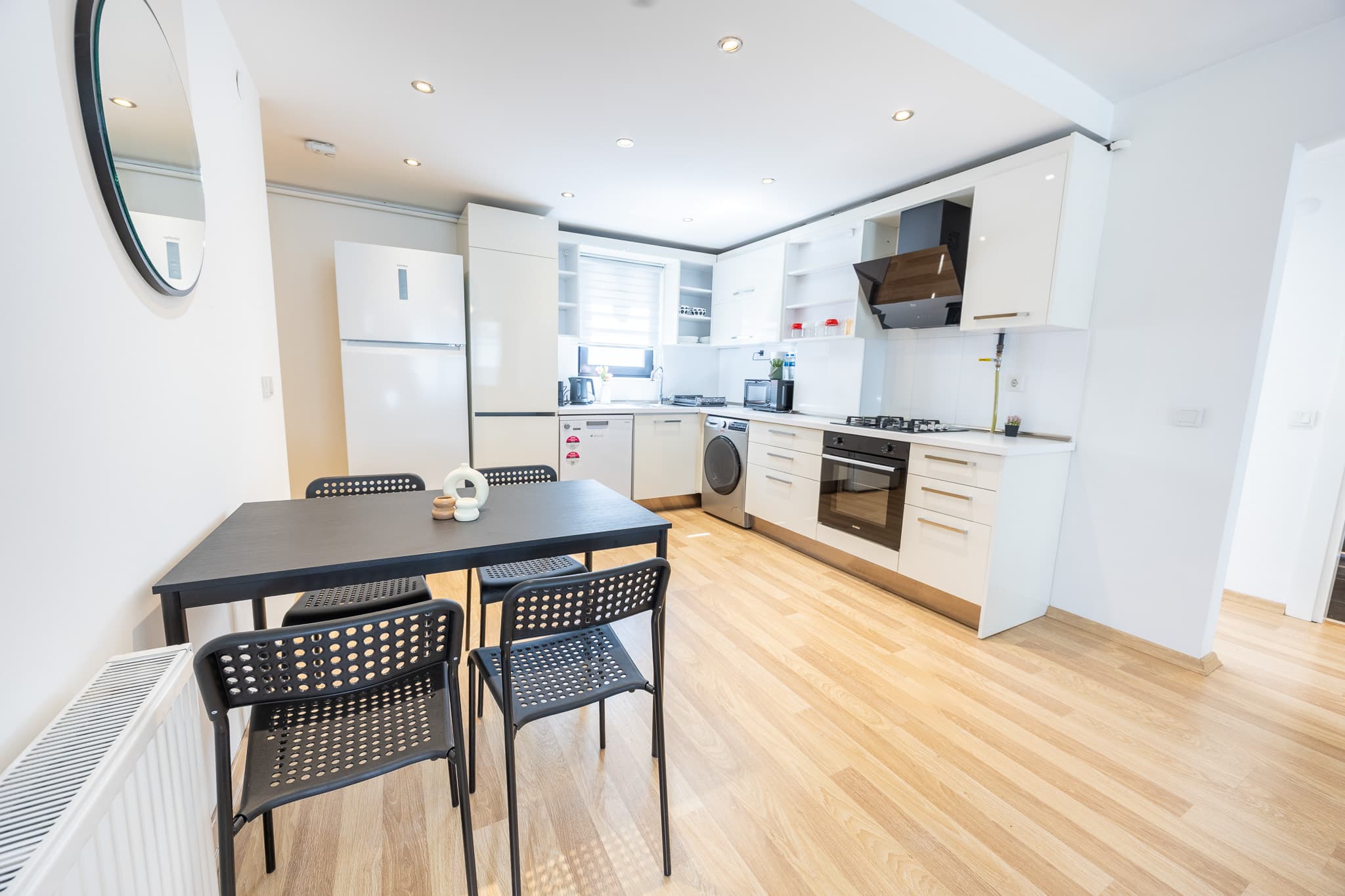 Central 2BR  Apartment In Bomonti, furnished apartment in Şişli, Istanbul — image 24