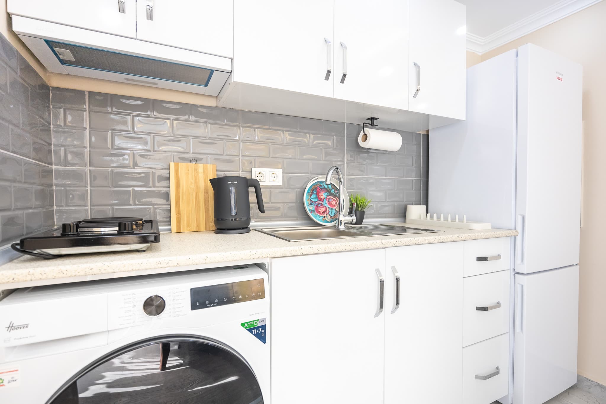 Bright & Modern 1 Bedroom | Walk to Taksim, furnished apartment in Beyoğlu, Istanbul — image 21