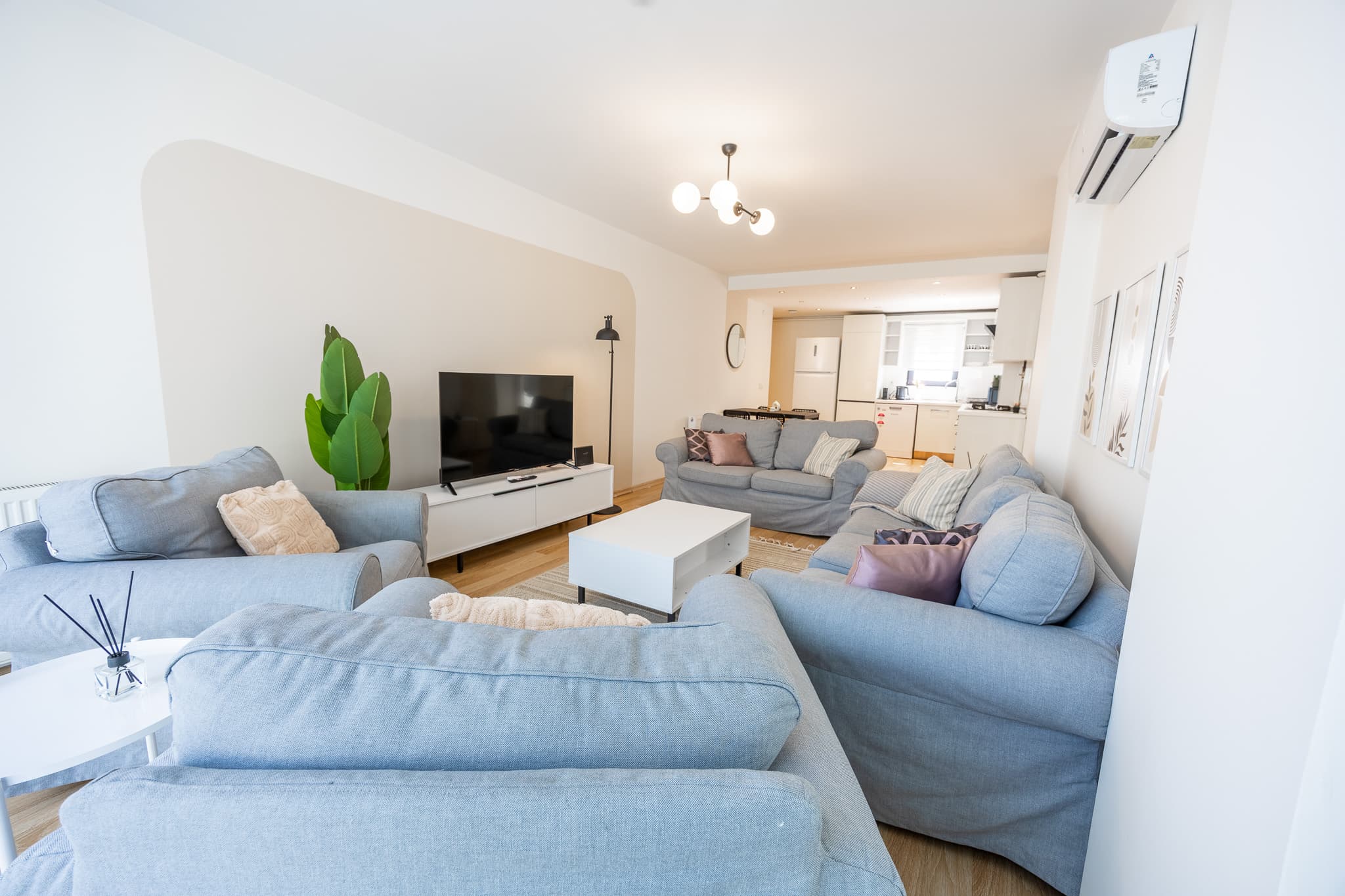 Central 2BR  Apartment In Bomonti, furnished apartment in Şişli, Istanbul — image 5