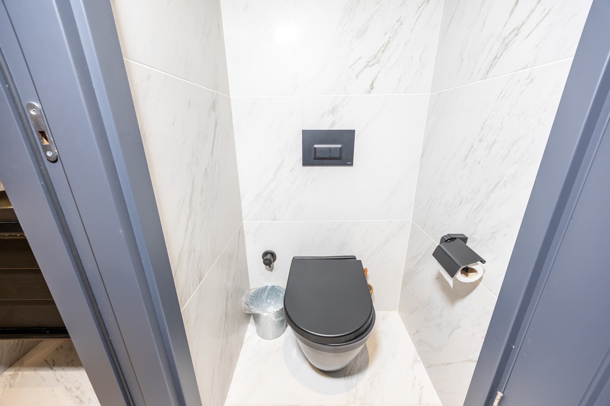 central City Apartment with Premium Amenities , furnished apartment in Beyoğlu, Istanbul — image 12