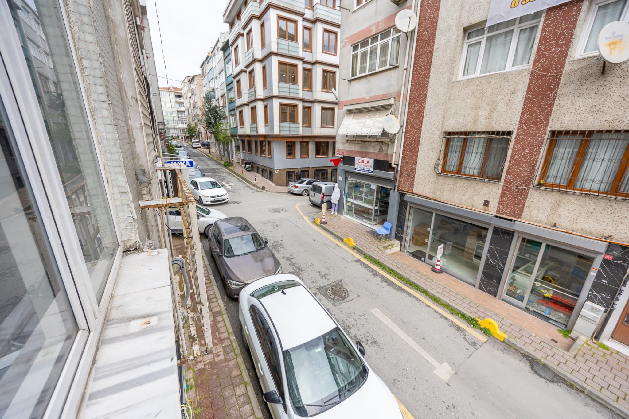 Modern Apartment In Fatih | Stay Near Old City, furnished apartment in Fatih, Istanbul — image 24