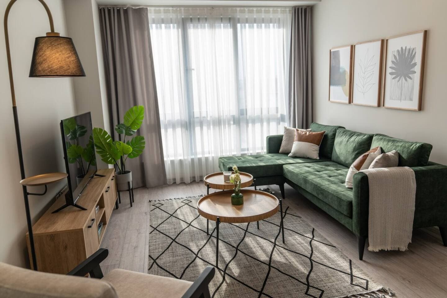 Modern Urban Apt- Relaxation in the City Hustle, furnished apartment in Kadıköy, Istanbul — image 17