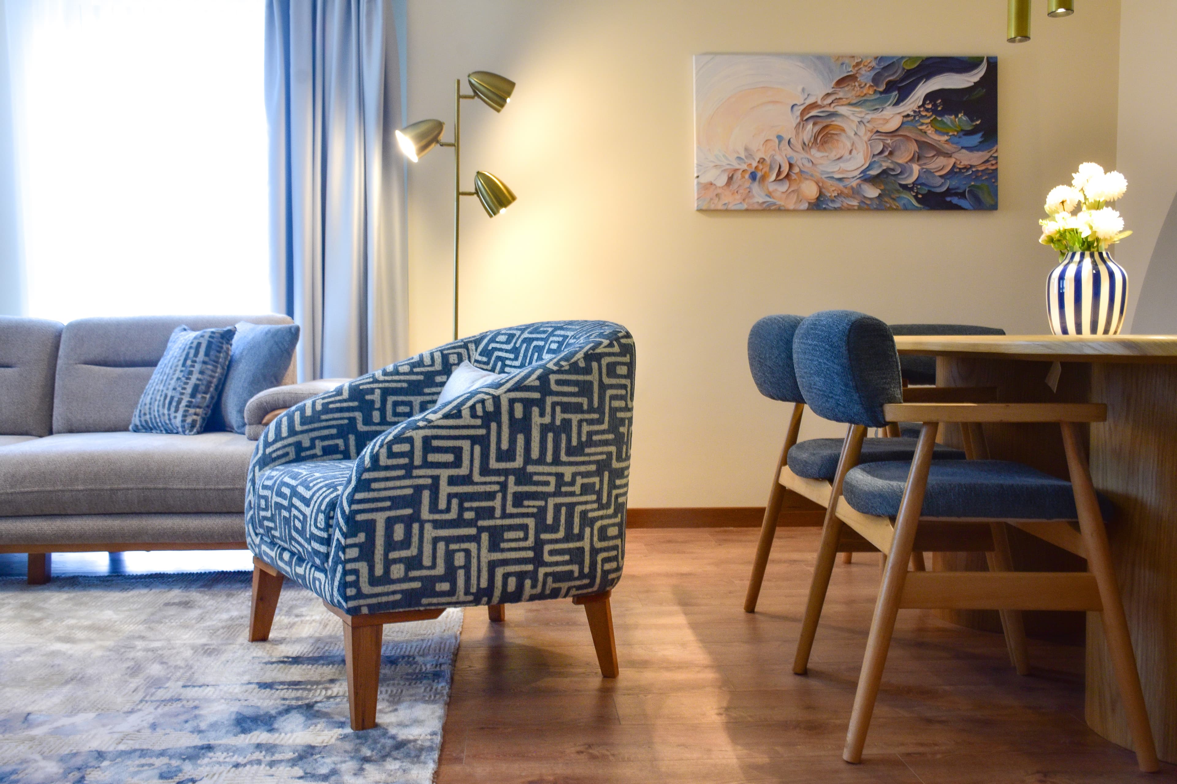 Stylish & Modern 3bedrooms -2bathrooms-pool & gym, furnished apartment in Bağcılar, Istanbul — image 4