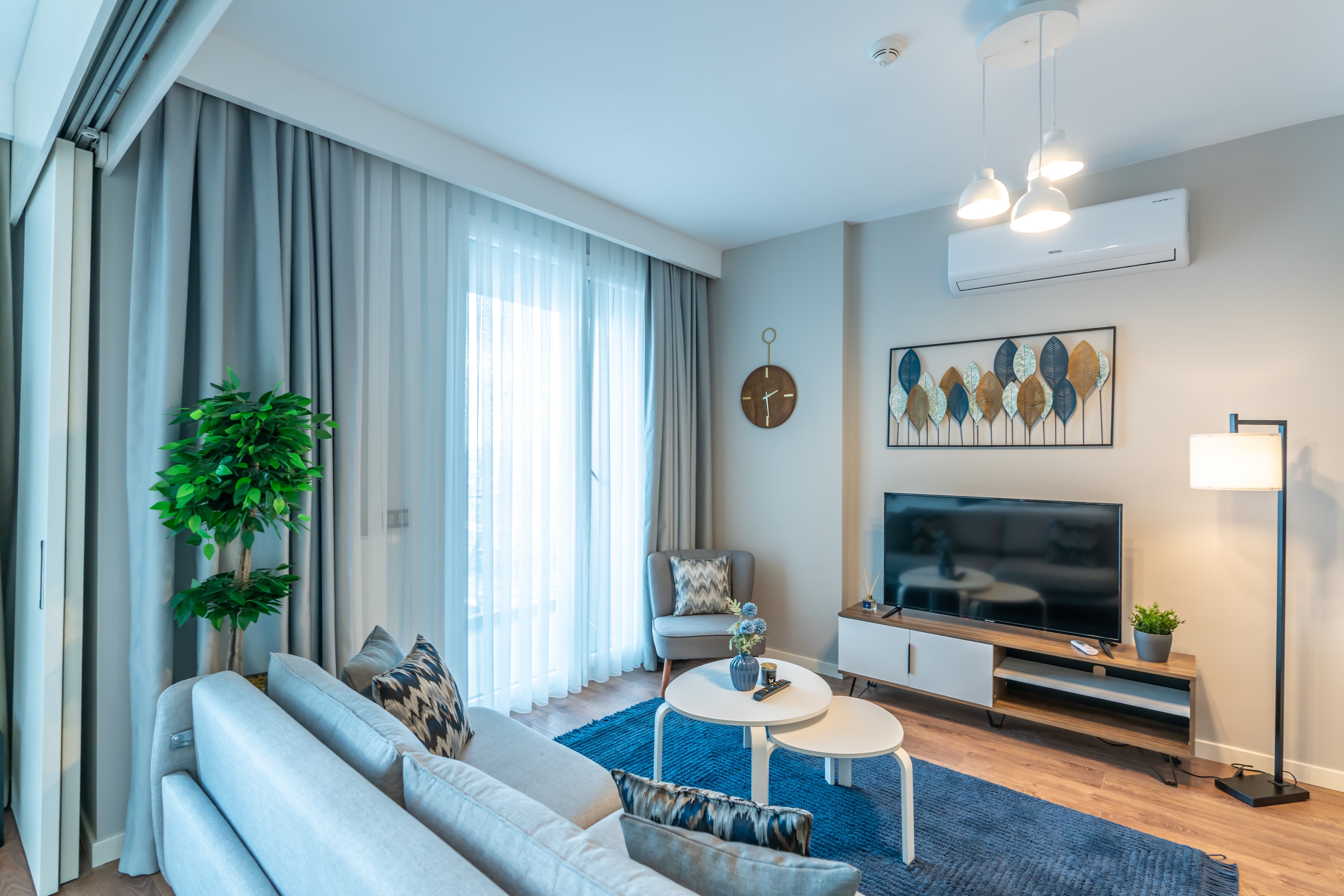 Stylish City Living - Your Urban Charm, furnished apartment in Bağcılar, Istanbul — image 11
