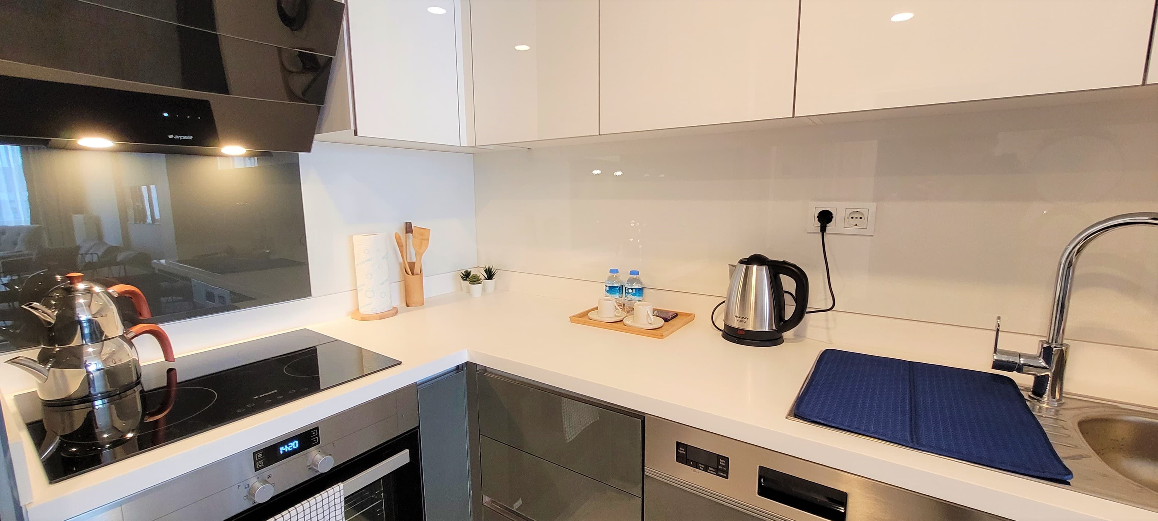 1BR Retreat in a Quiet Charming Neighborhood, furnished apartment in Beylikdüzü, Istanbul — image 15