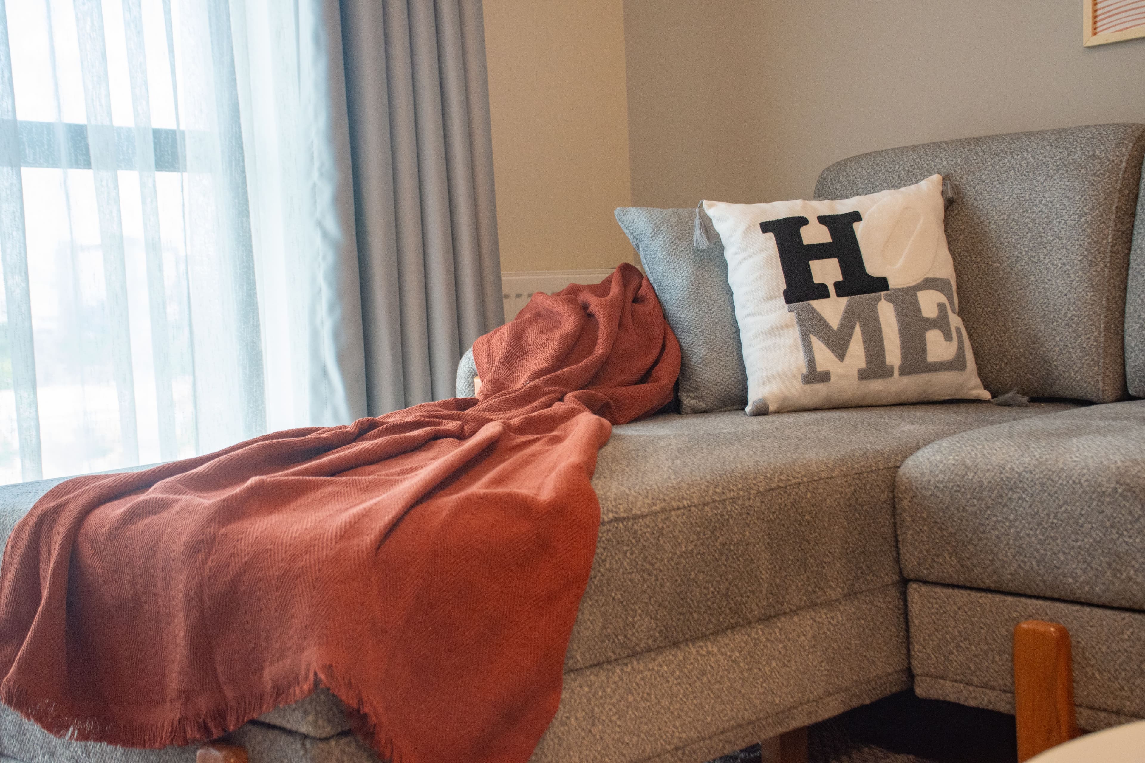 Cozy Modern & Stylish 1BR apartment, furnished apartment in Bağcılar, Istanbul — image 6