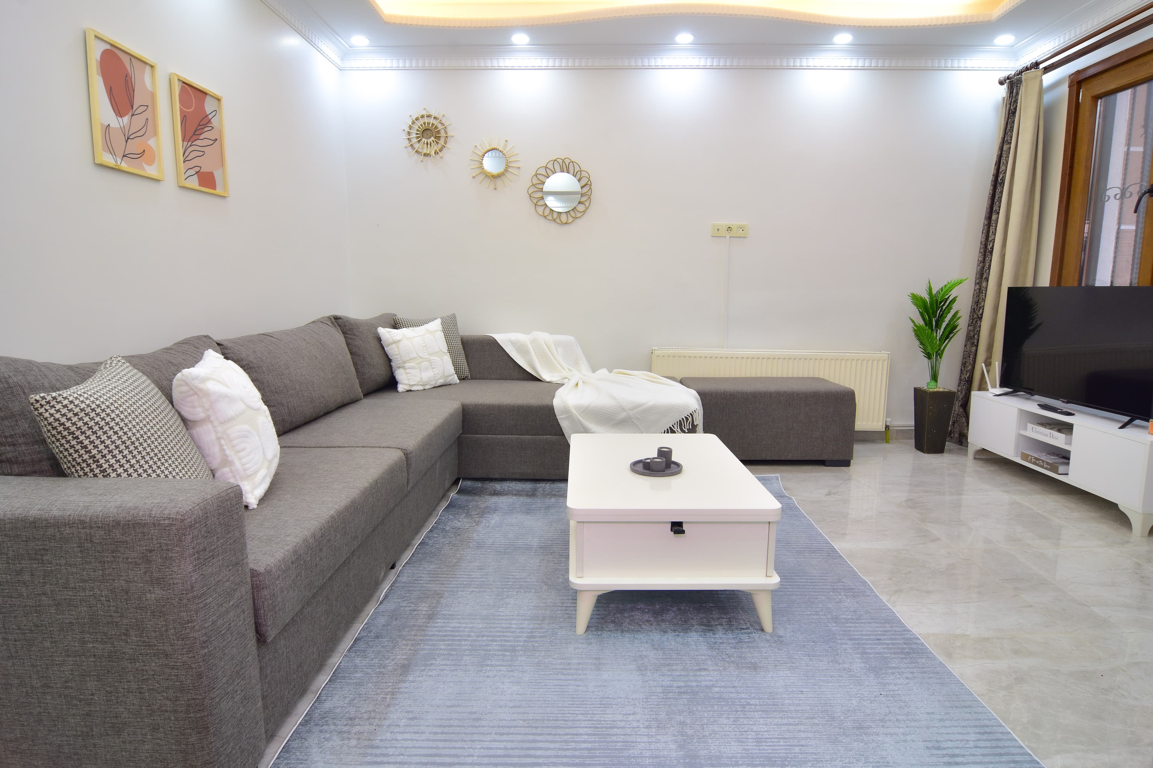 Bright 2BR Home with outdoor garden and  BBQ , furnished apartment in Beylikdüzü, Istanbul — image 3