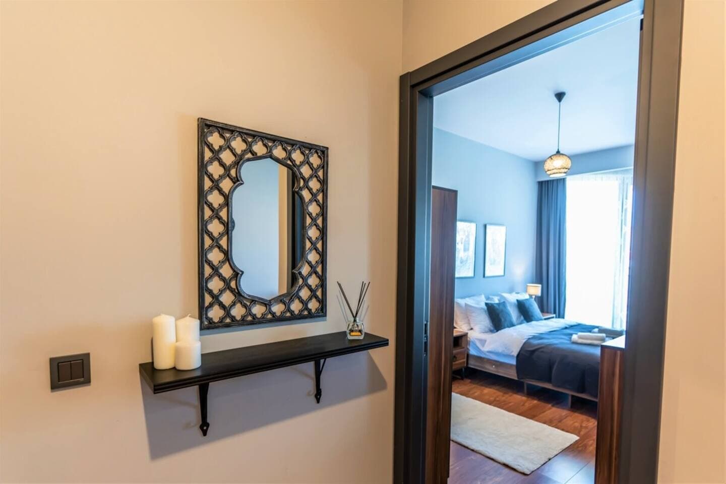 Bright and Modern Apt with Stunning City View, furnished apartment in Beyoğlu, Istanbul — image 3