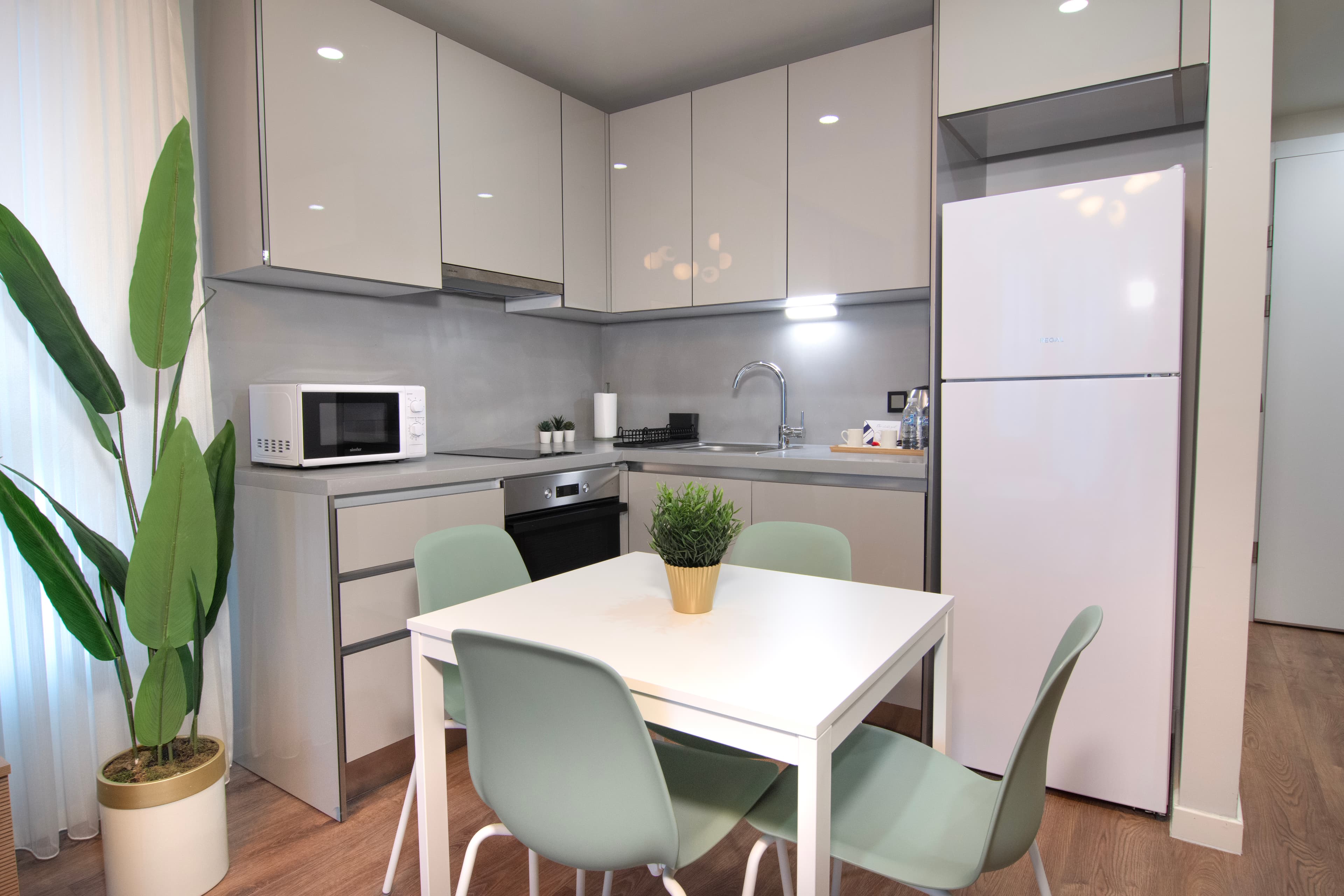 14th floor Brand new cozy 2BR Apt, furnished apartment in Bağcılar, Istanbul — image 14