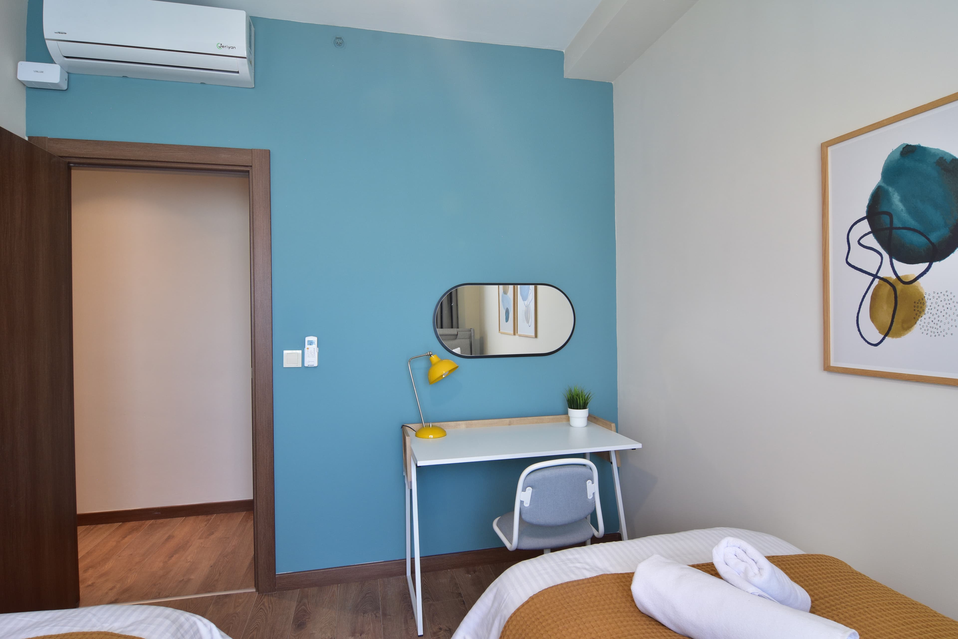 Stylish & Modern 3bedrooms -2bathrooms-pool & gym, furnished apartment in Bağcılar, Istanbul — image 25