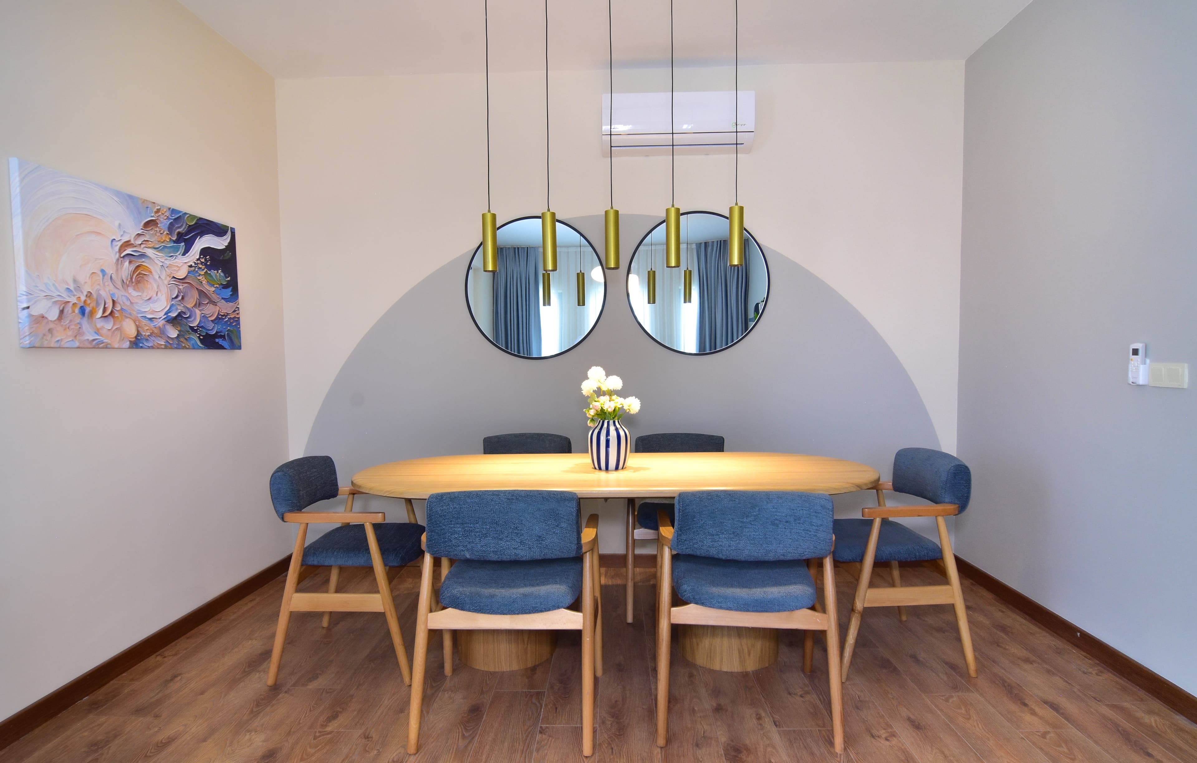 Stylish & Modern 3bedrooms -2bathrooms-pool & gym, furnished apartment in Bağcılar, Istanbul — image 11