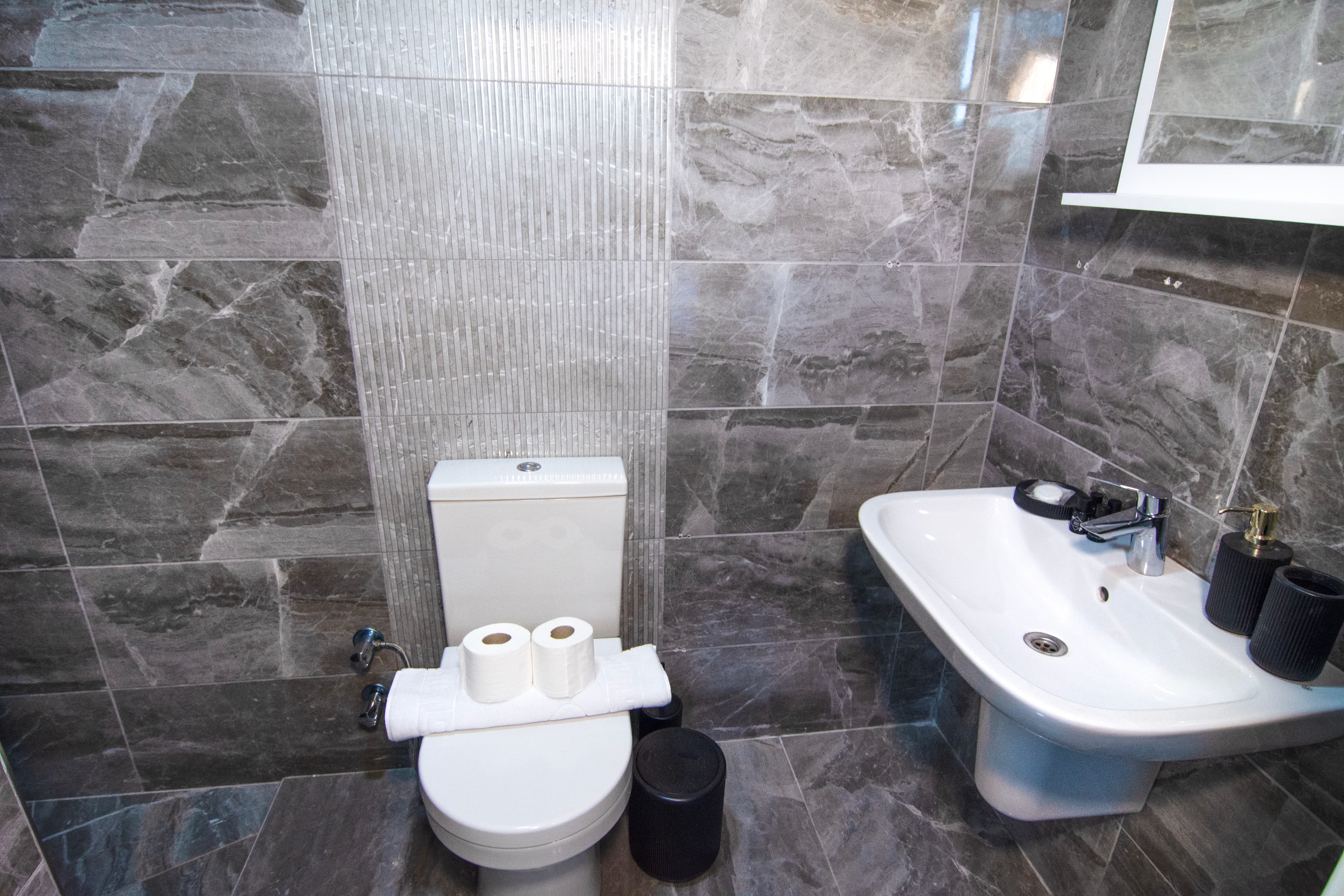 28th Floor cozy Studio, furnished apartment in Kartal, Istanbul — image 6