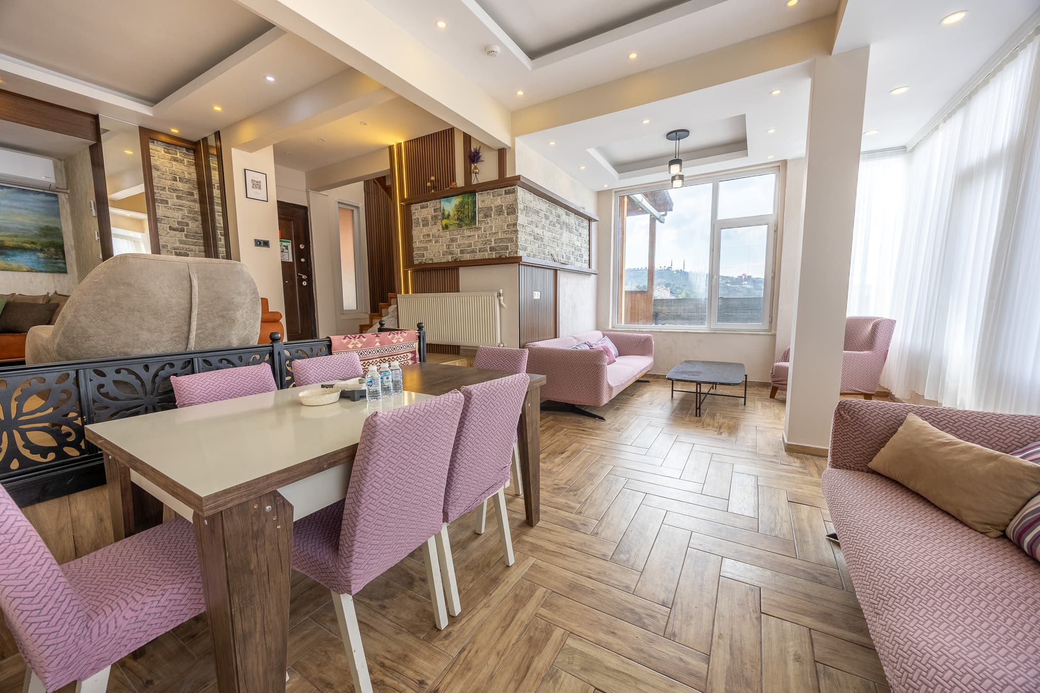 Sea View Villa with Pool, furnished apartment in Büyükçekmece, Istanbul — image 12