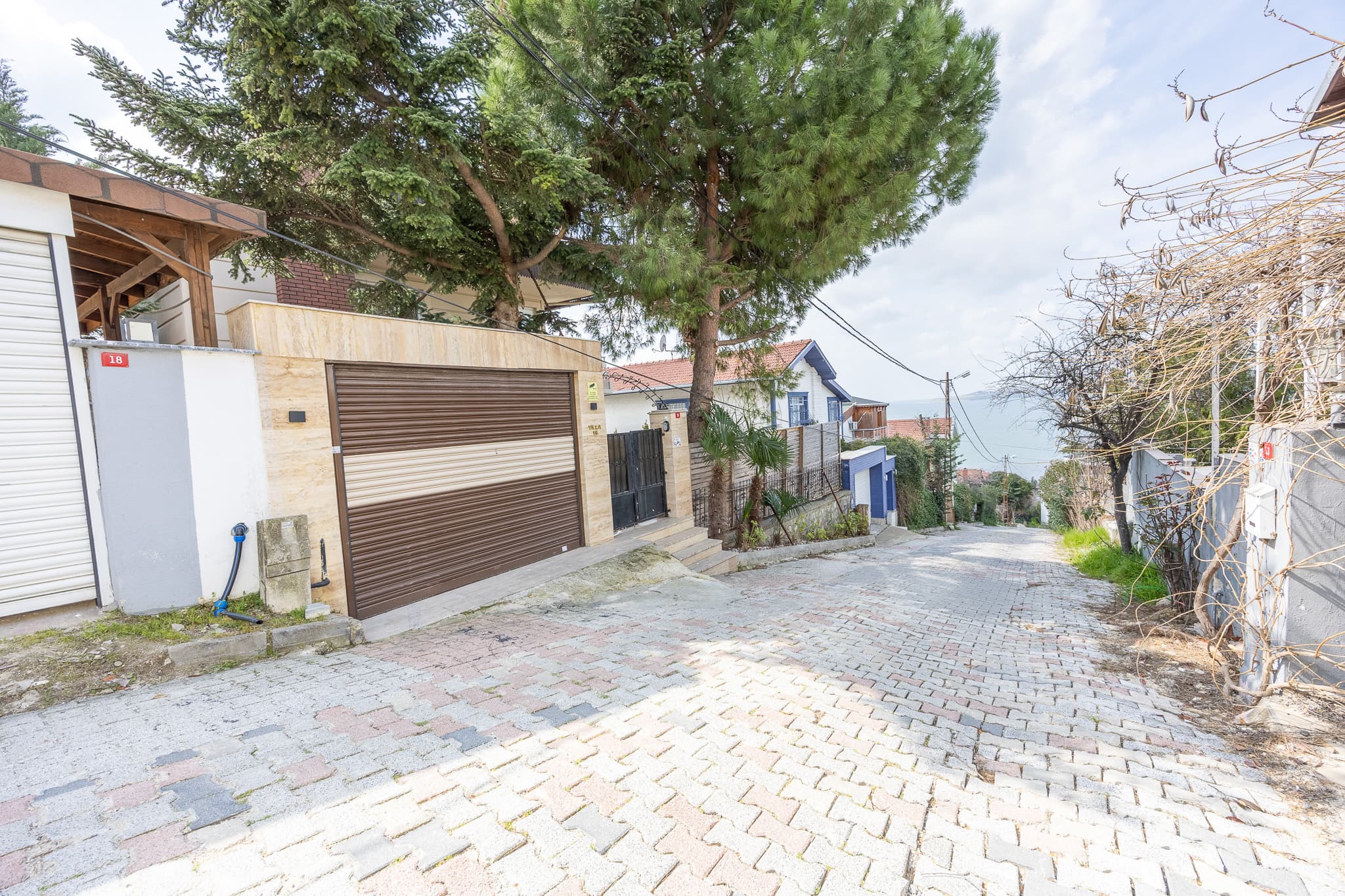Sea View Villa with Pool, furnished apartment in Büyükçekmece, Istanbul — image 41