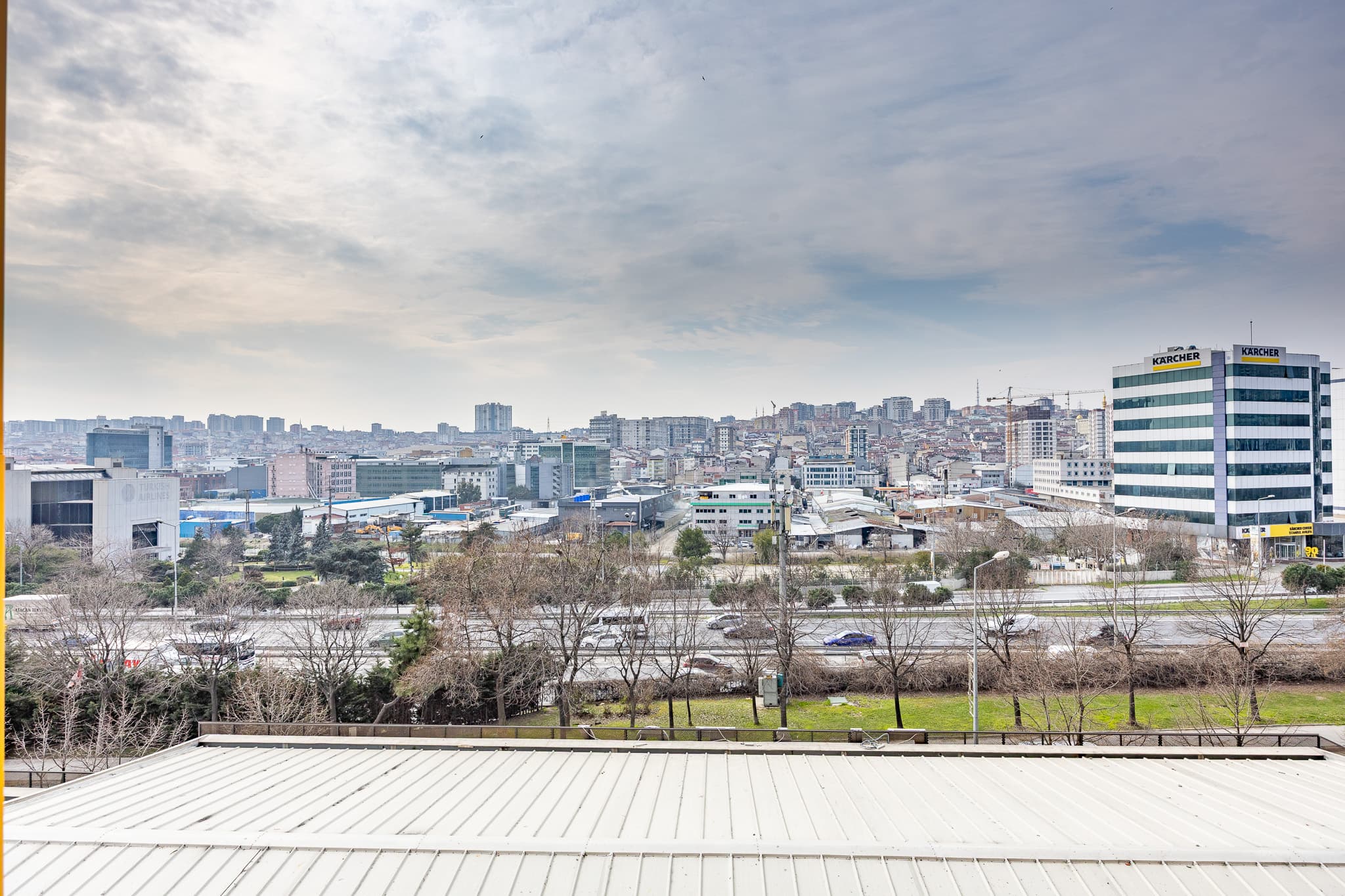 Stylish Studio Apt  - Your Home Away from Home, furnished apartment in Bağcılar, Istanbul — image 3