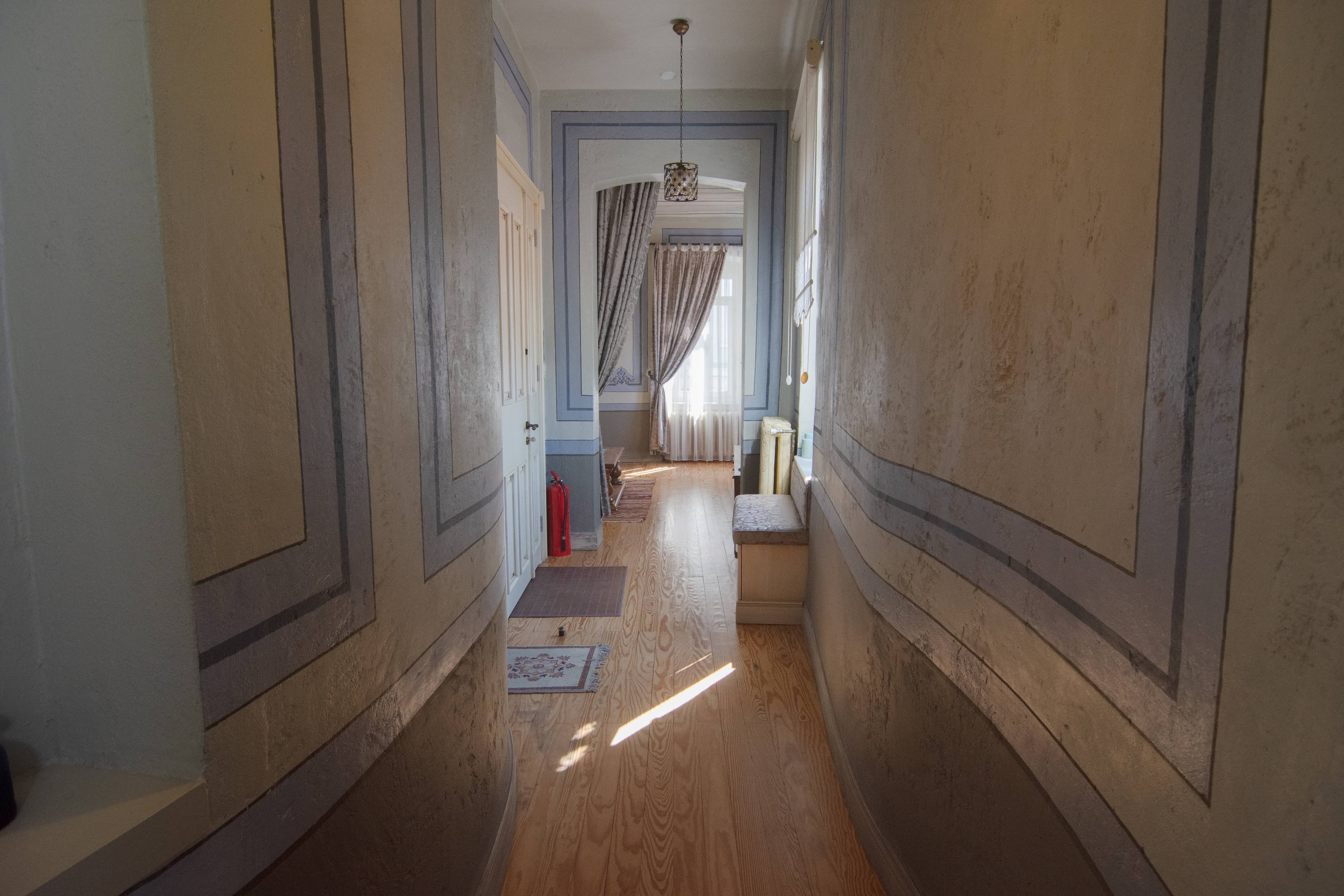 Stylish City Getaway-Explore the Urban Delights, furnished apartment in Beyoğlu, Istanbul — image 10