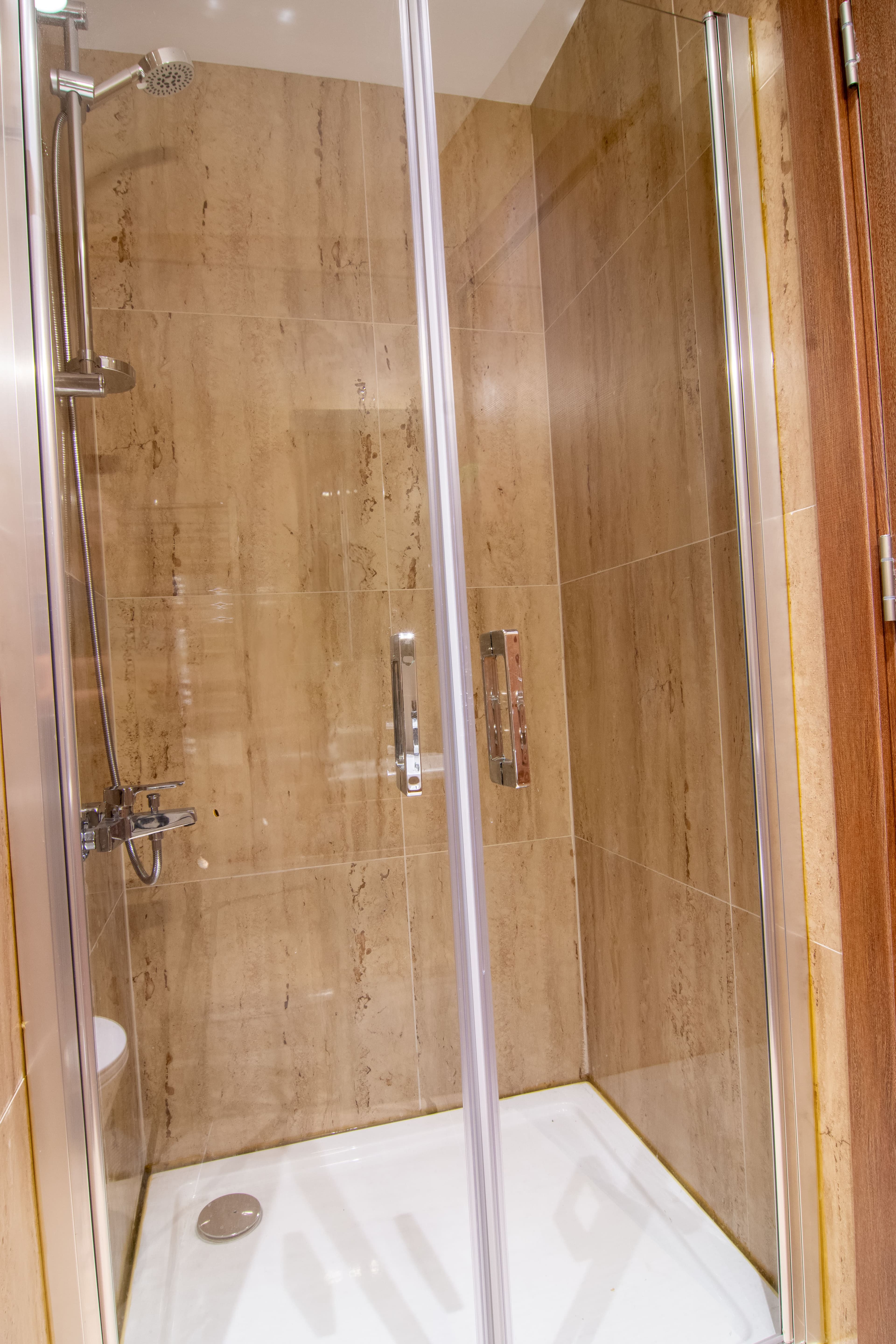 New 1Bdr Apartment with Relaxing Ambience, furnished apartment in Bağcılar, Istanbul — image 32